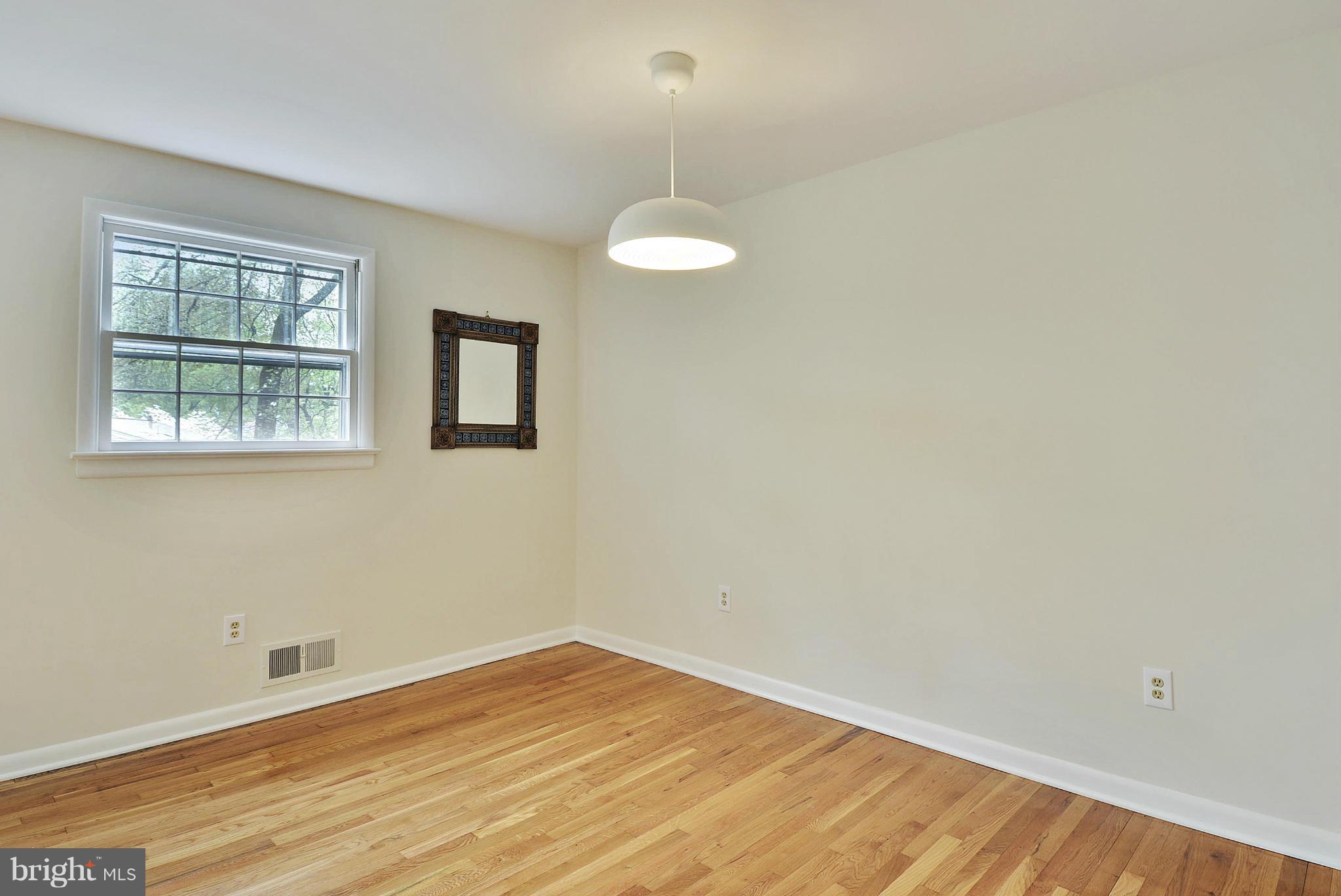 WHITE FLINT PARK - Residential