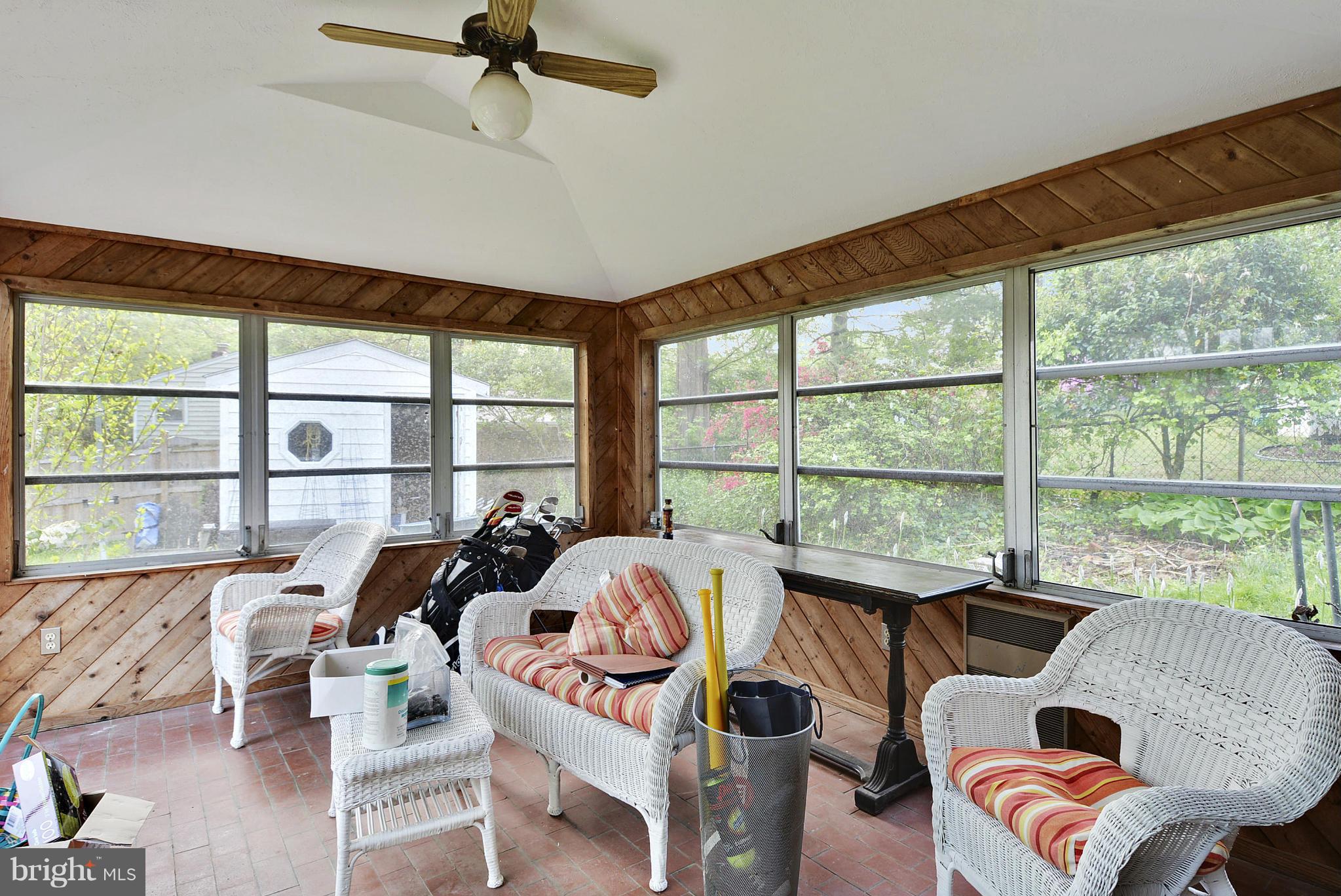 WHITE FLINT PARK - Residential