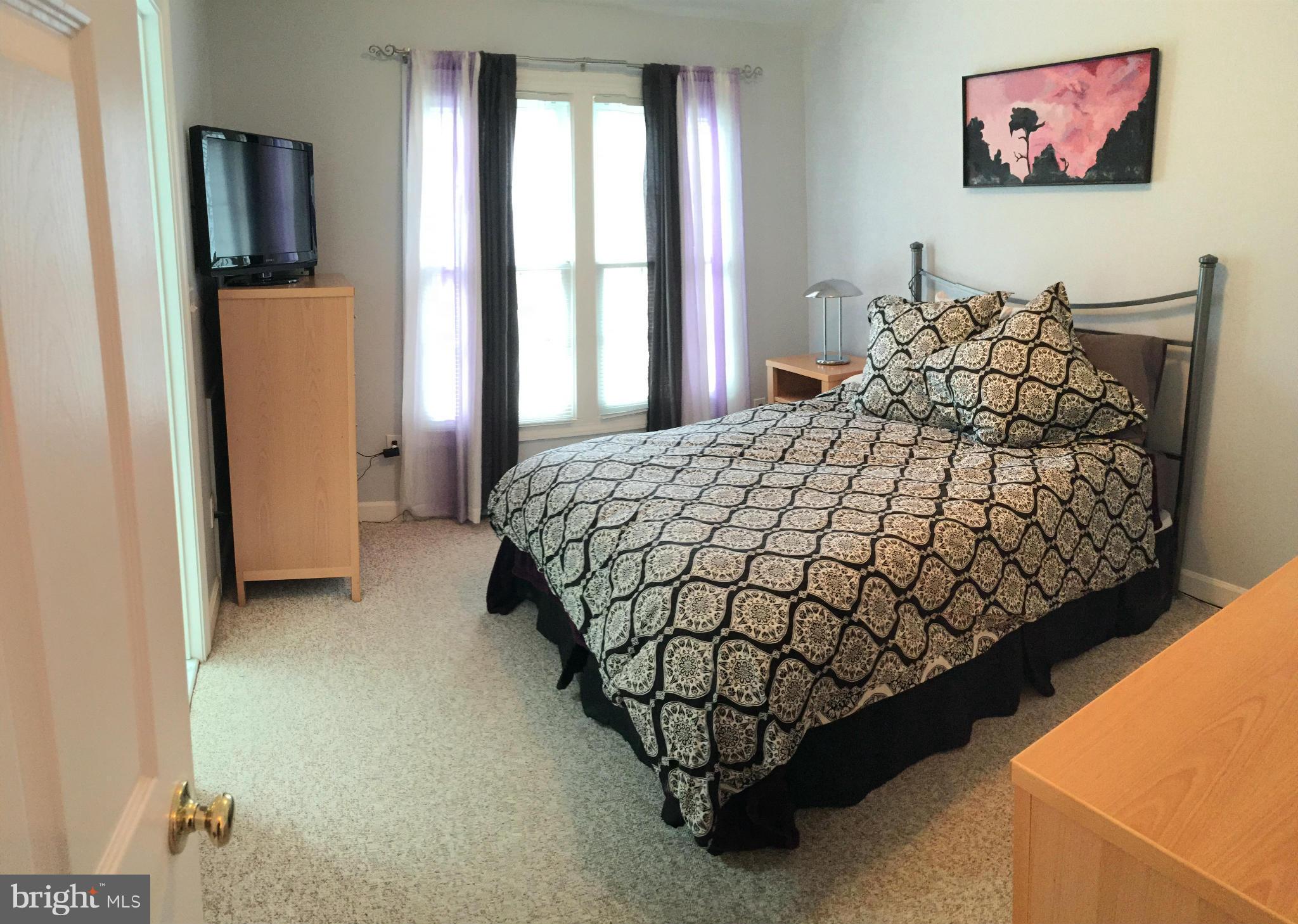 BROADVIEW - Residential