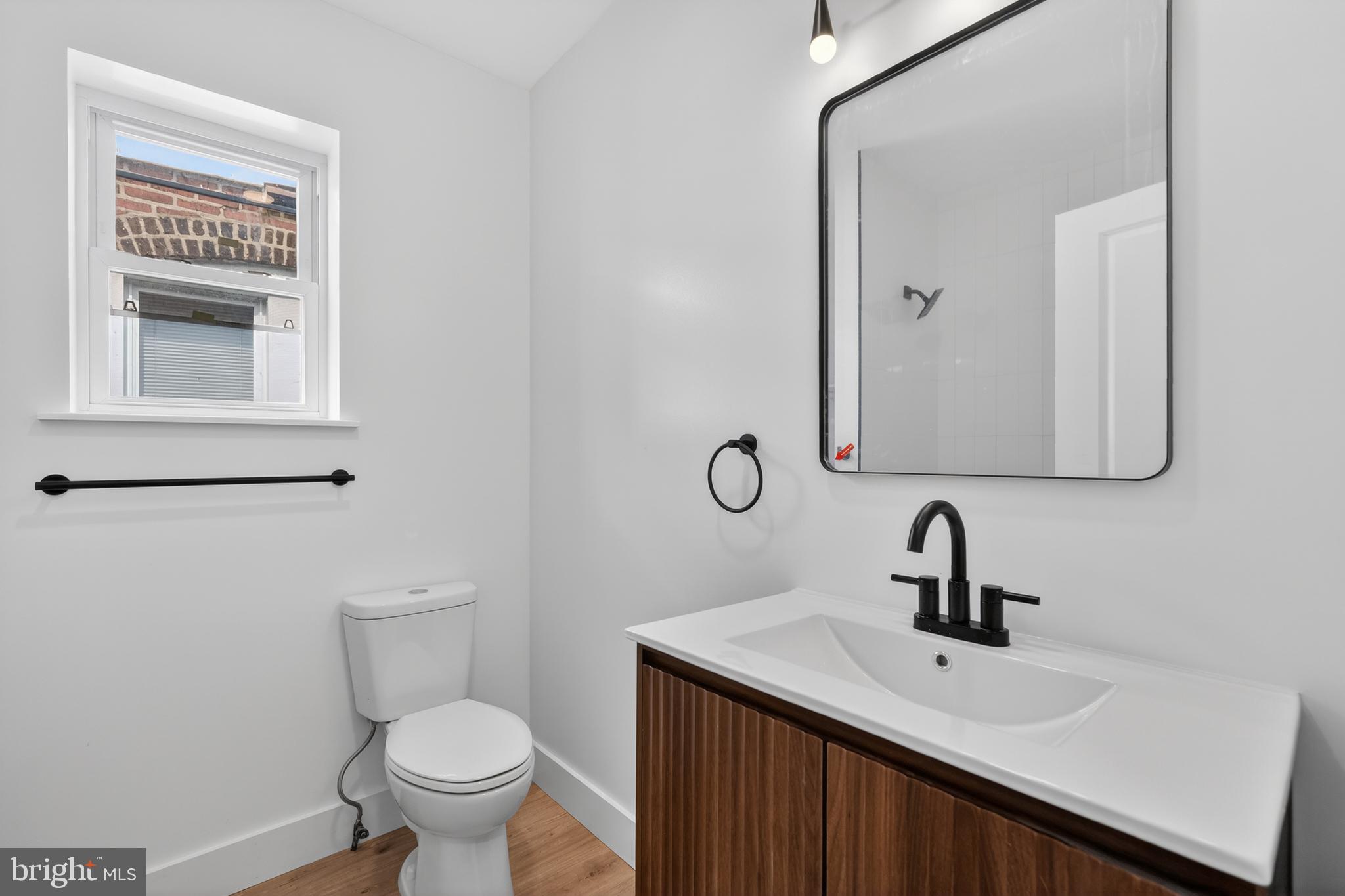 WALNUT HILL - Residential