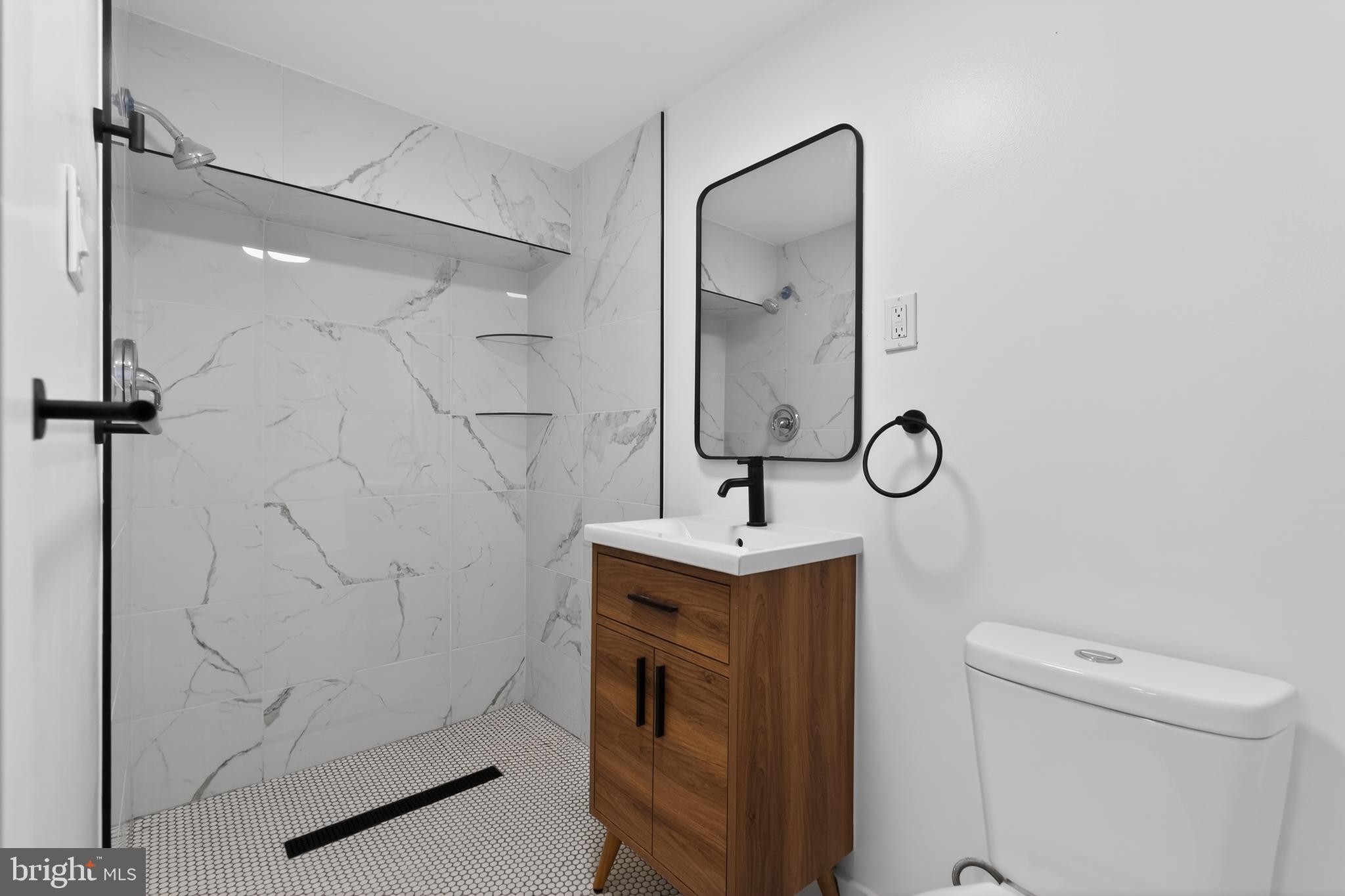 WALNUT HILL - Residential