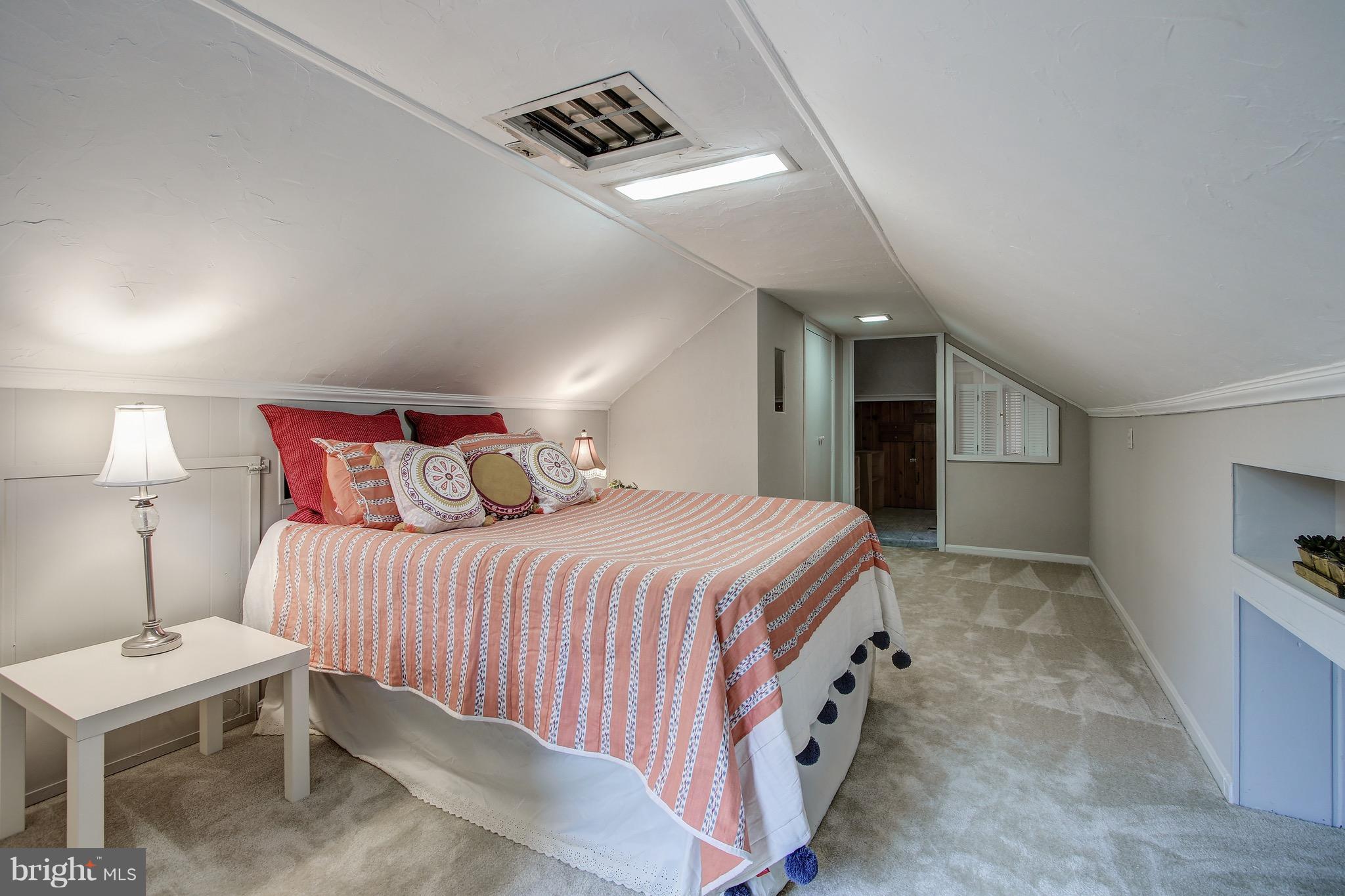 CHERRY HILL - Residential