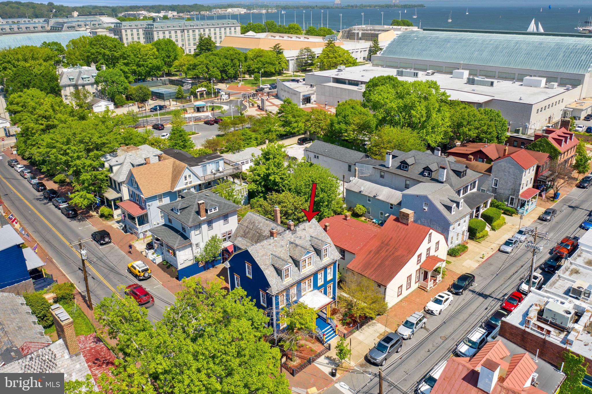 HISTORIC DISTRICT - Commercial Sale