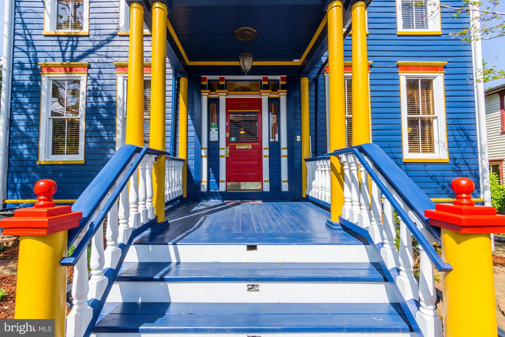 HISTORIC DISTRICT - Commercial Sale