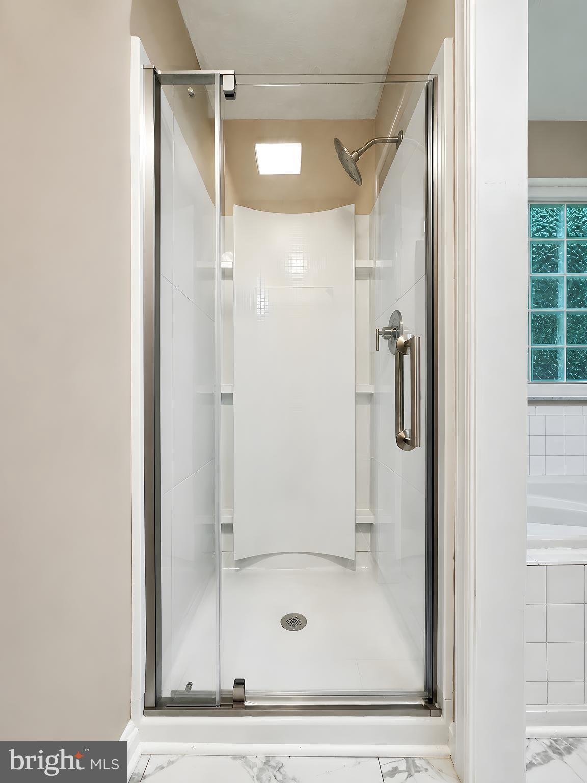 HICKORY HILLS - Residential