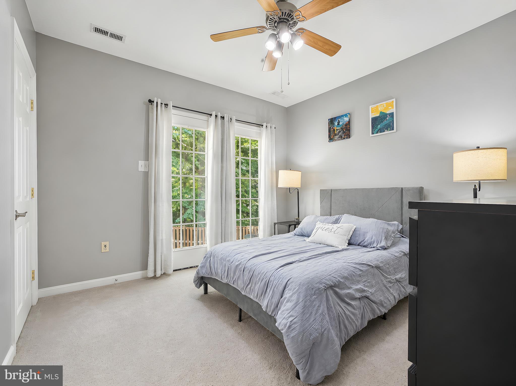 HICKORY HILLS - Residential