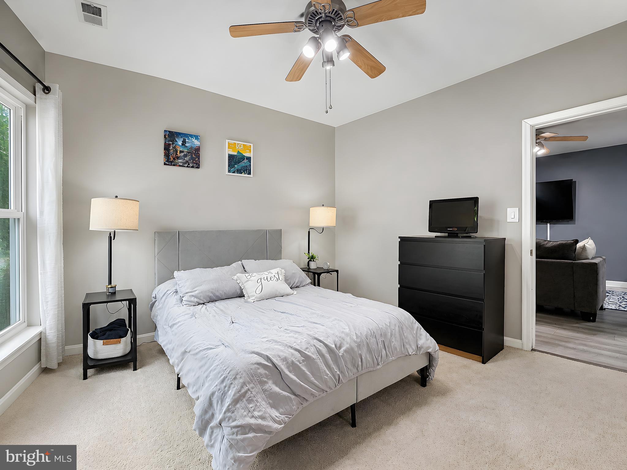 HICKORY HILLS - Residential