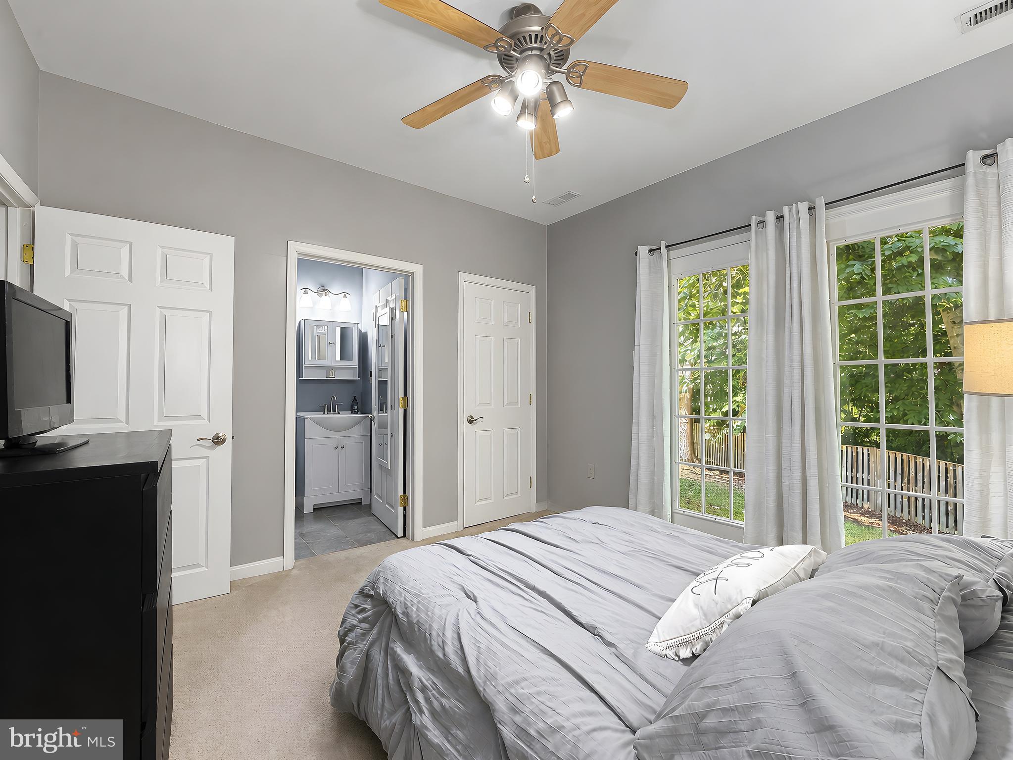 HICKORY HILLS - Residential