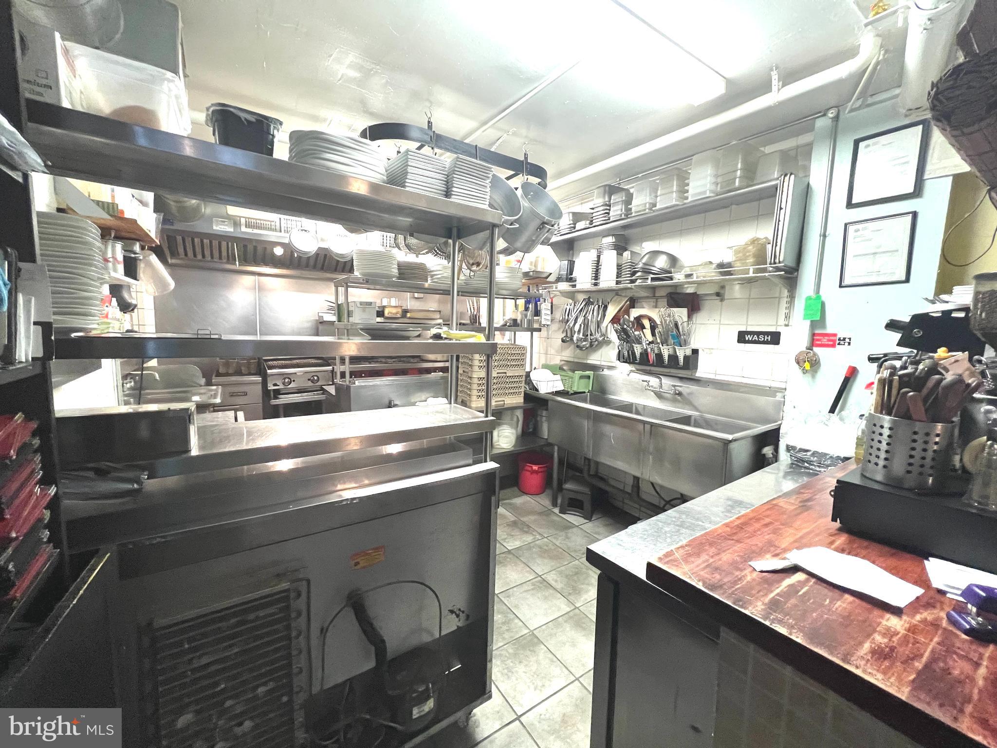 GRADUATE HOSPITAL - Commercial Sale
