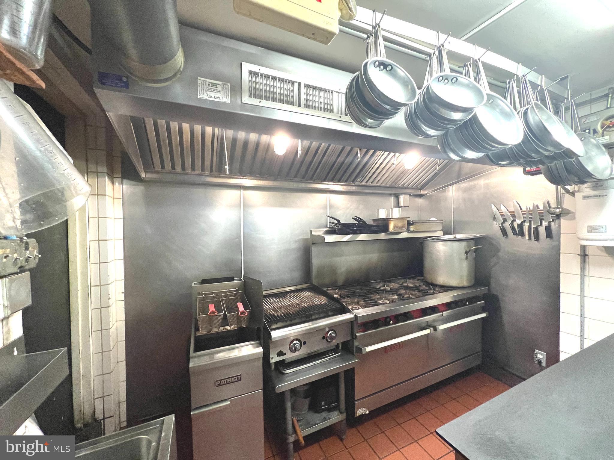 GRADUATE HOSPITAL - Commercial Sale