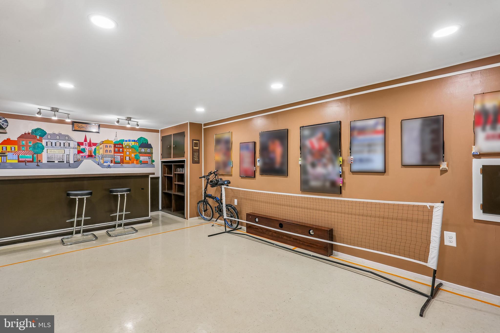 FOXHALL - Residential