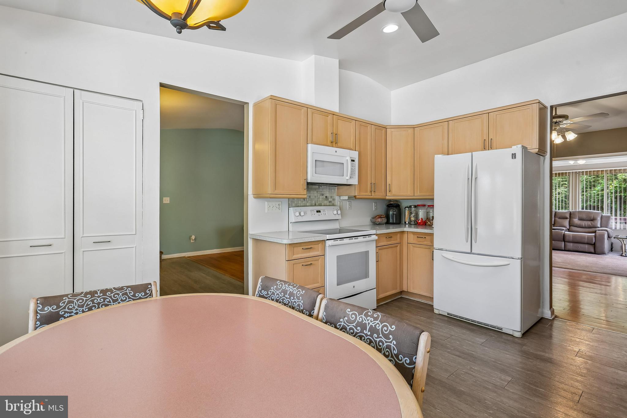 FOXHALL - Residential