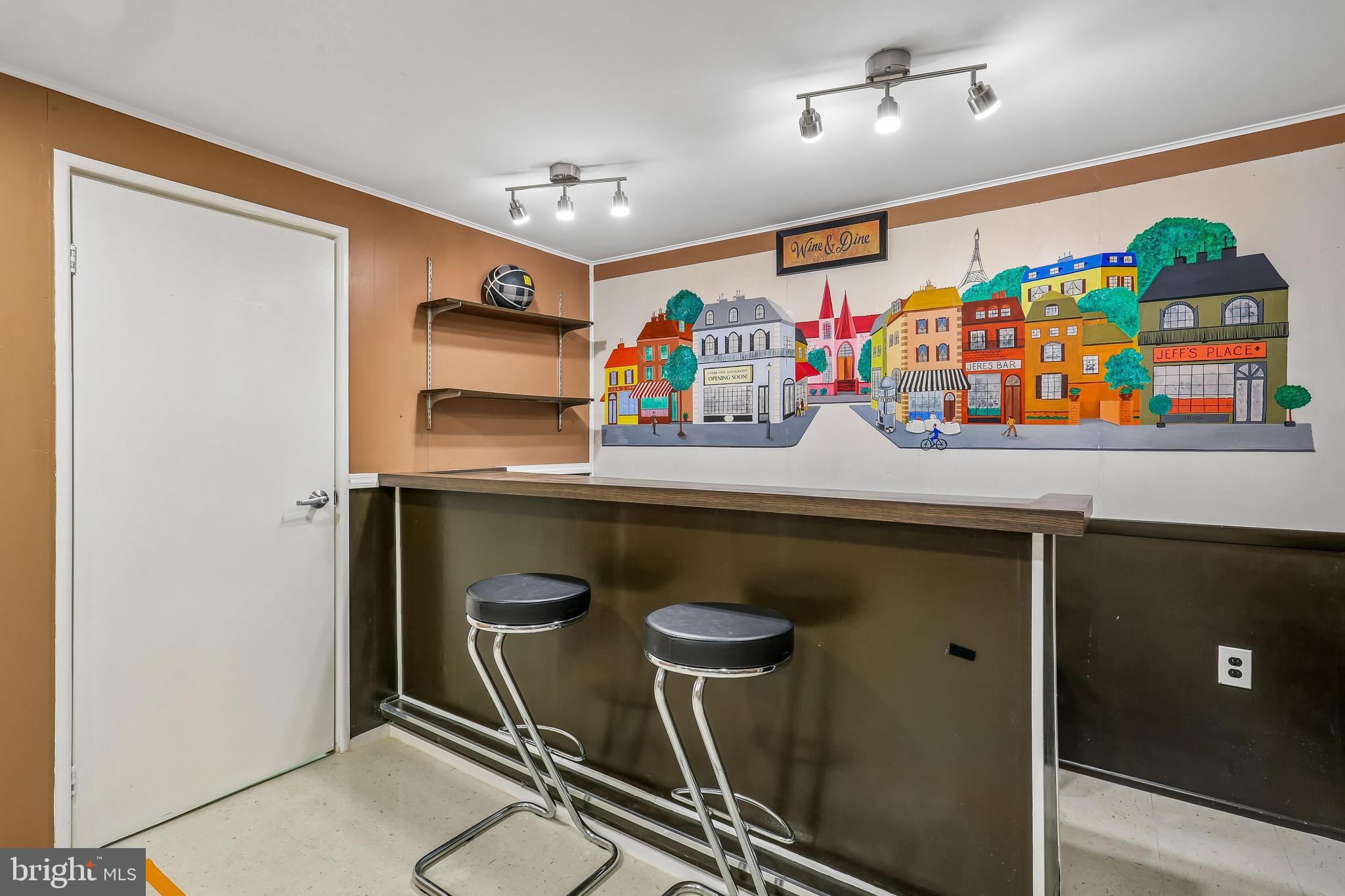 FOXHALL - Residential