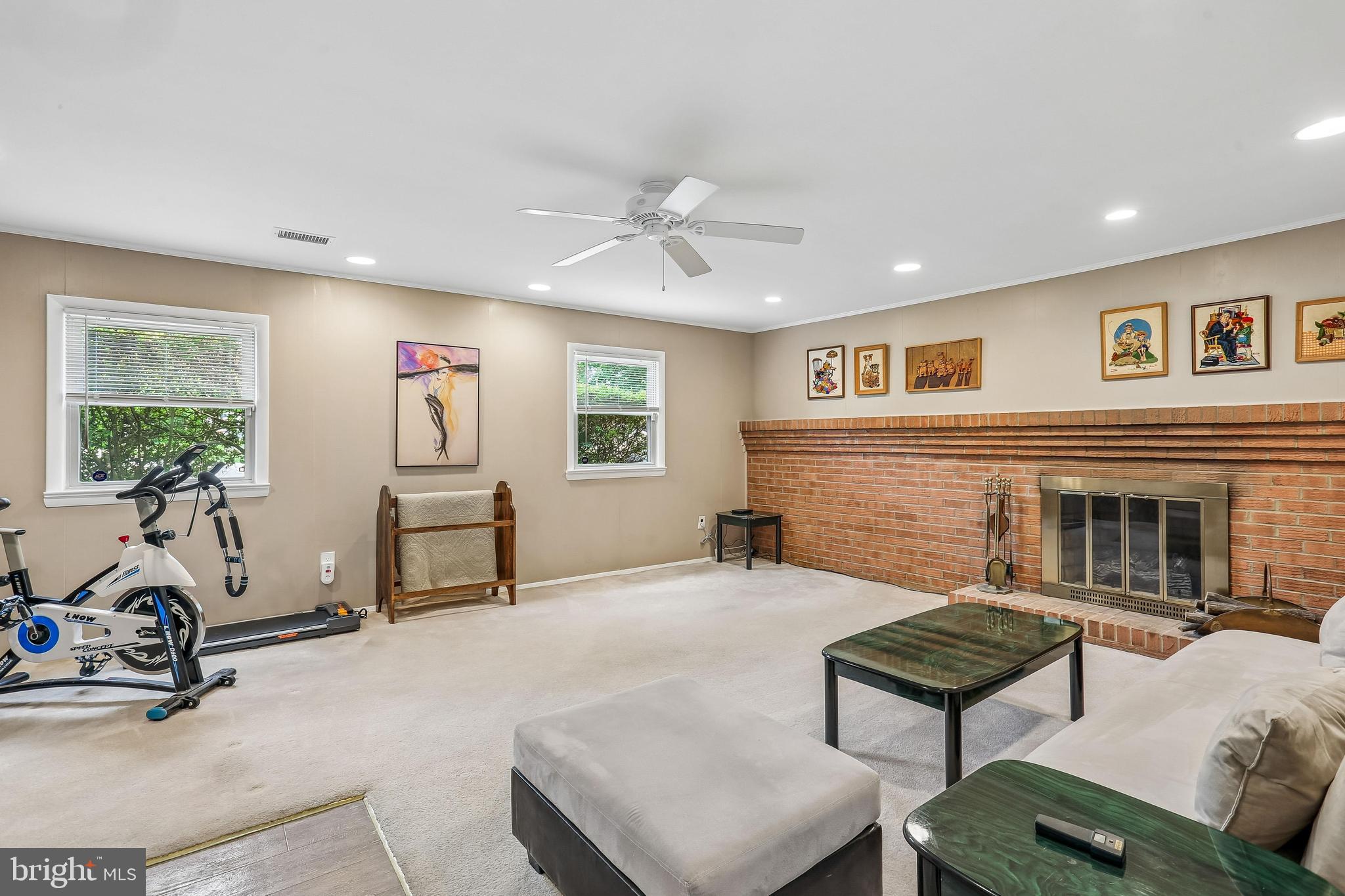 FOXHALL - Residential