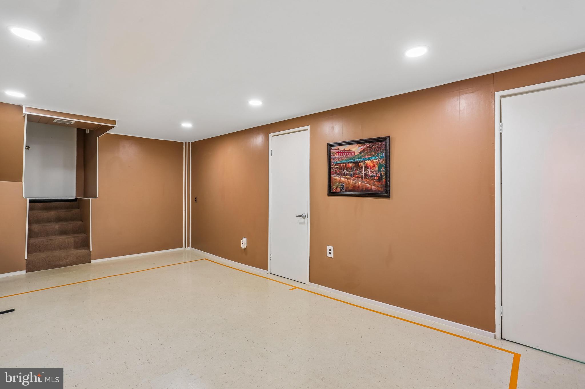 FOXHALL - Residential