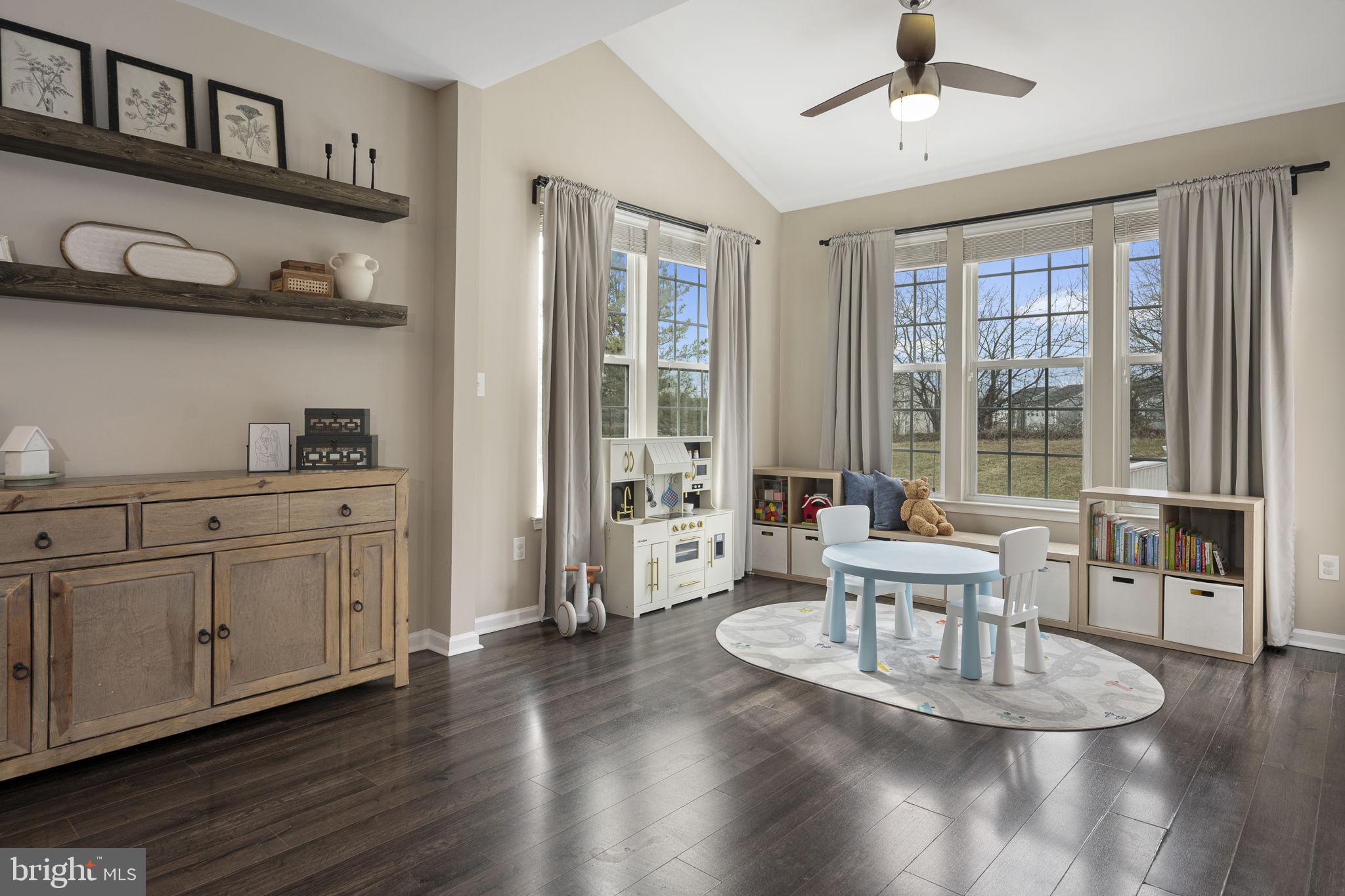 COVENTRY GLEN - Residential