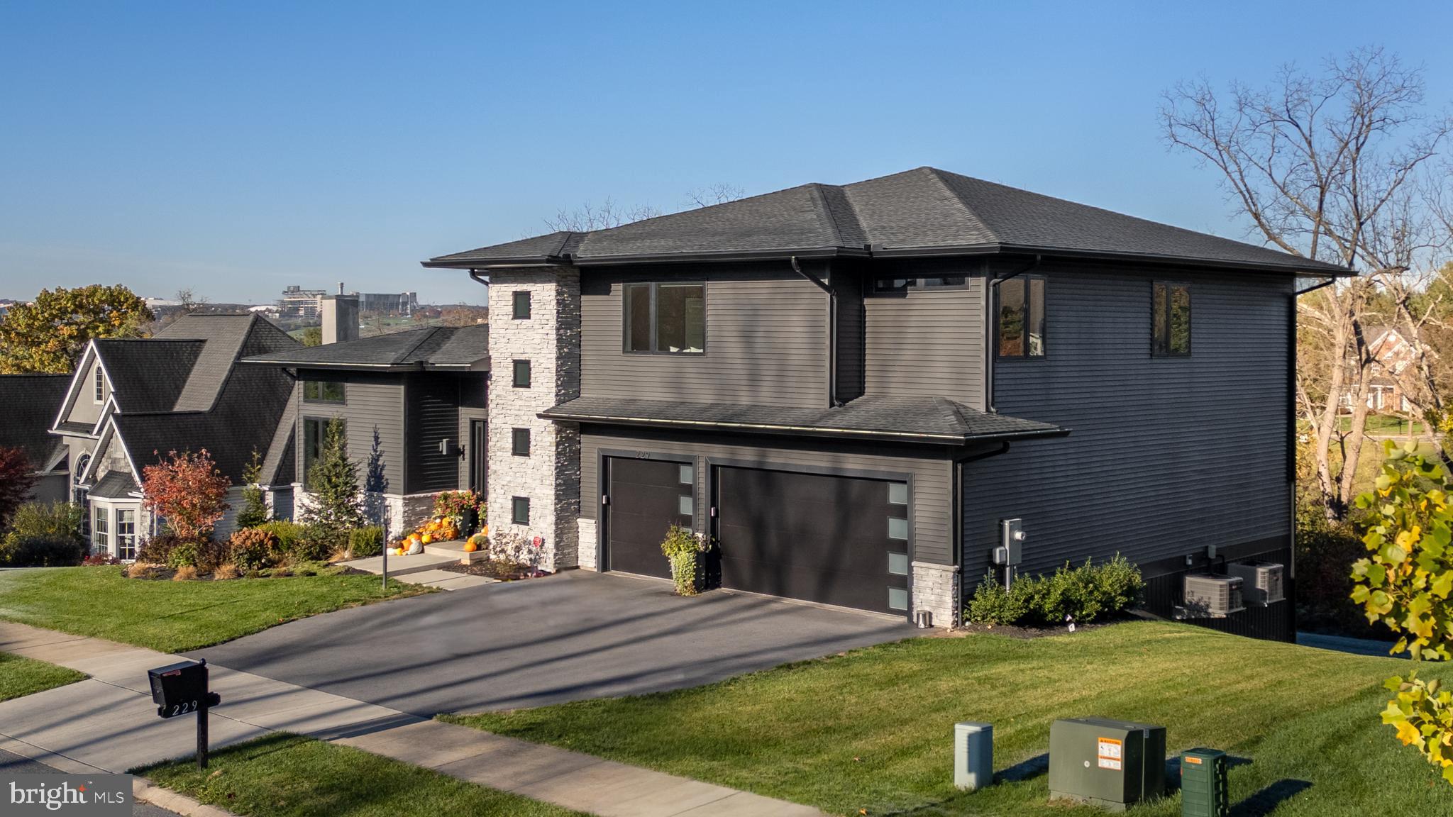 STEARNS CROSSING - Residential