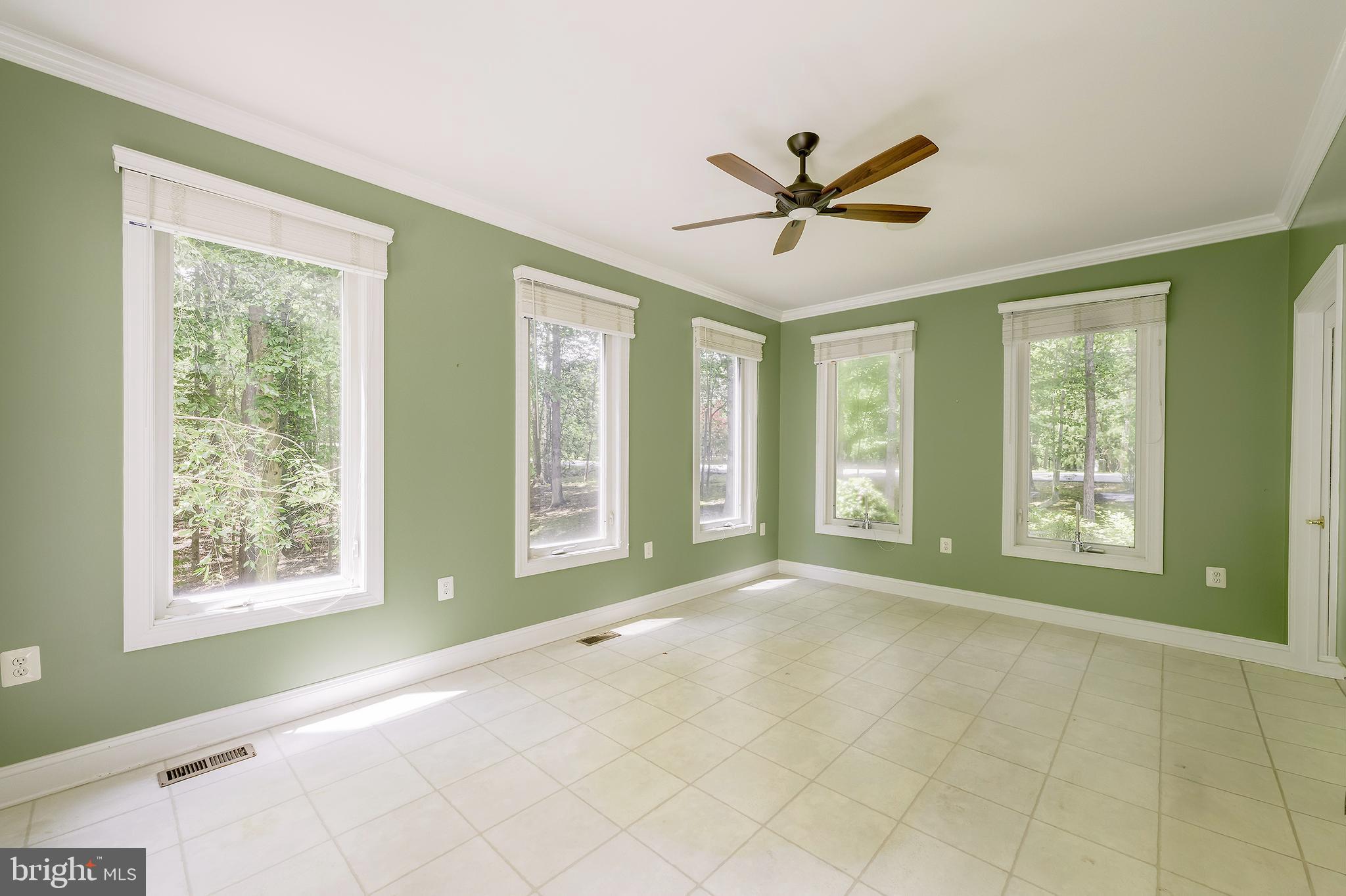 OCCOQUAN OVERLOOK - Residential