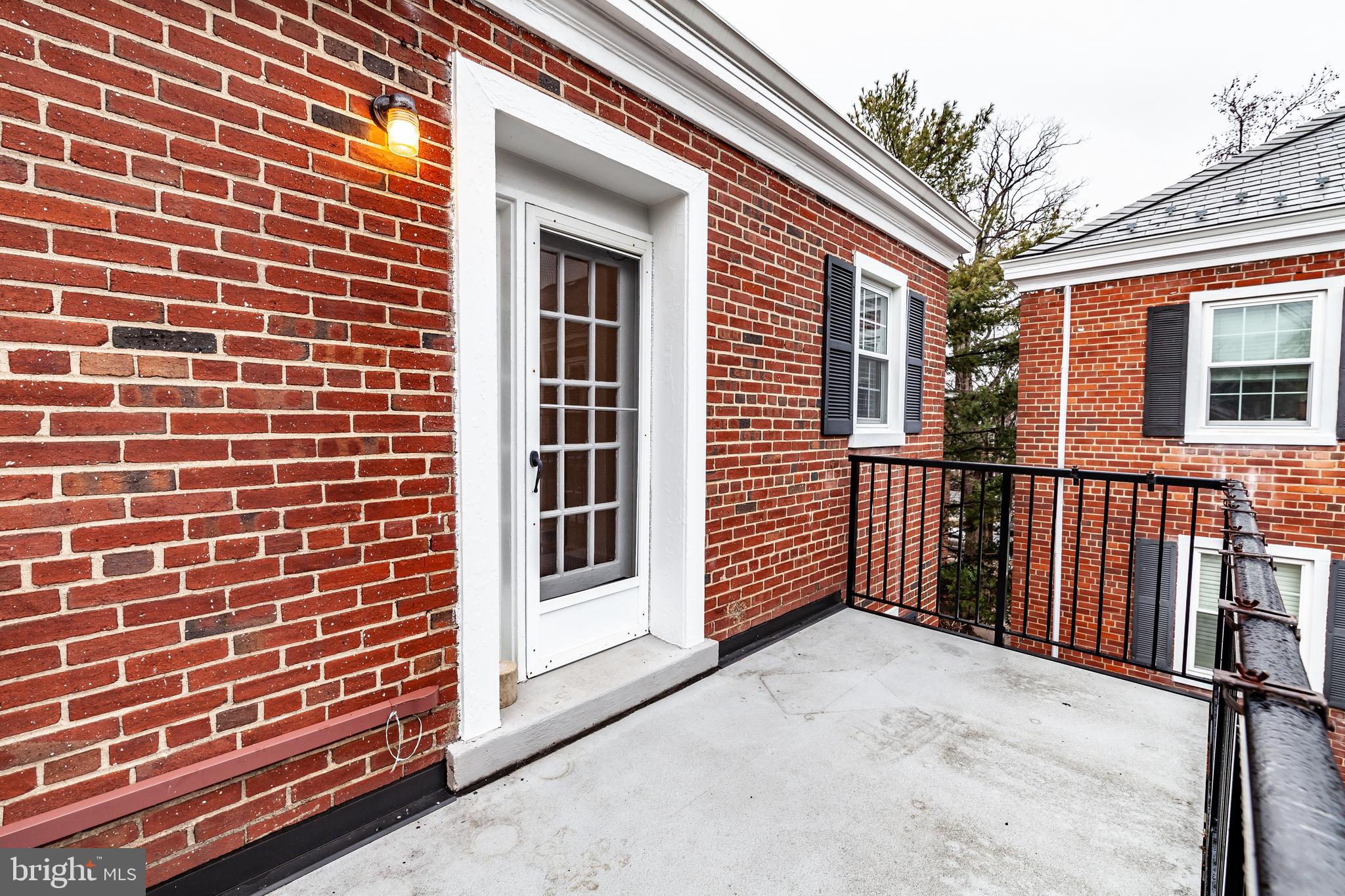 FAIRLINGTON VILLAGES - Residential Lease
