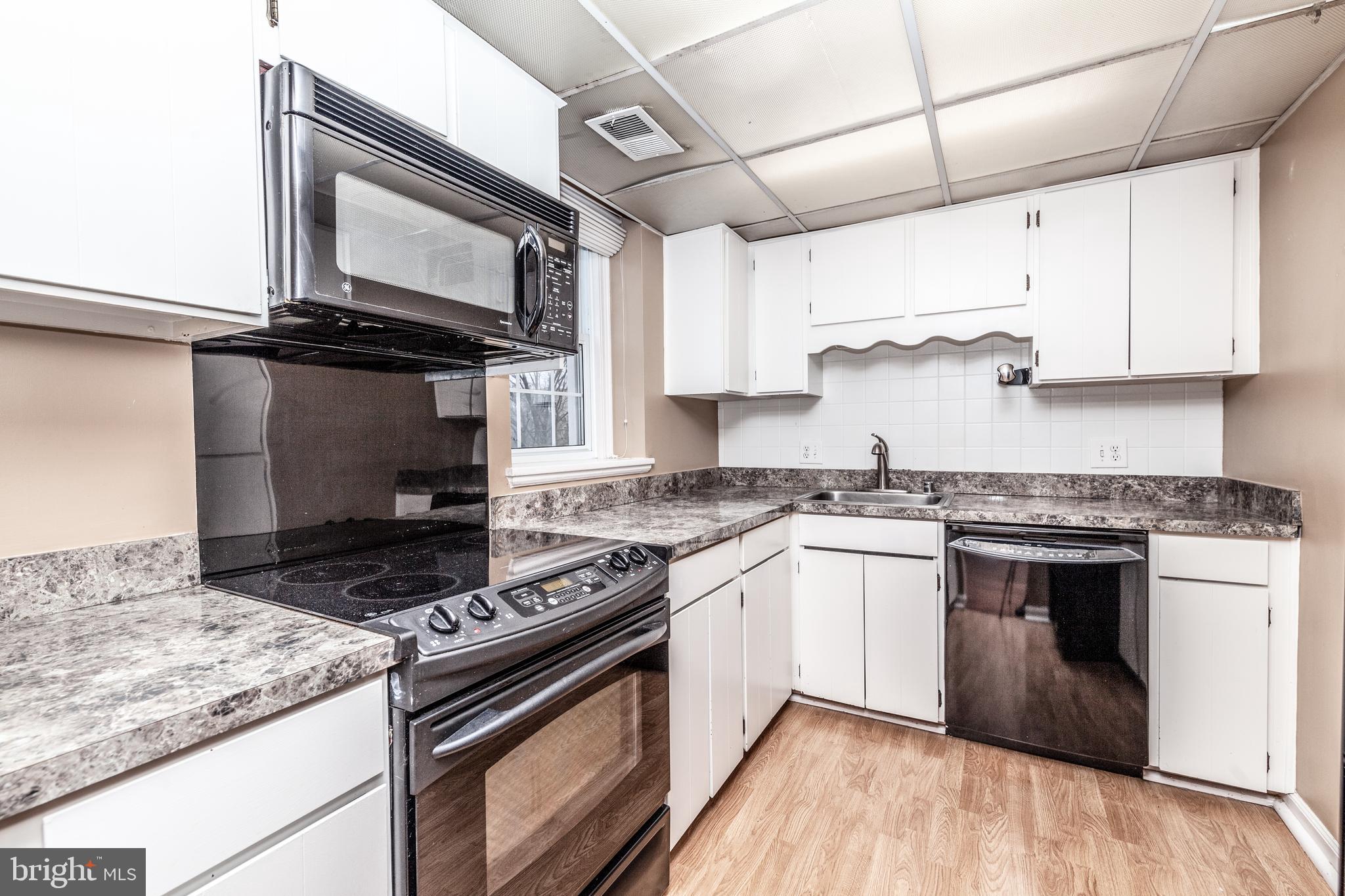 FAIRLINGTON VILLAGES - Residential Lease