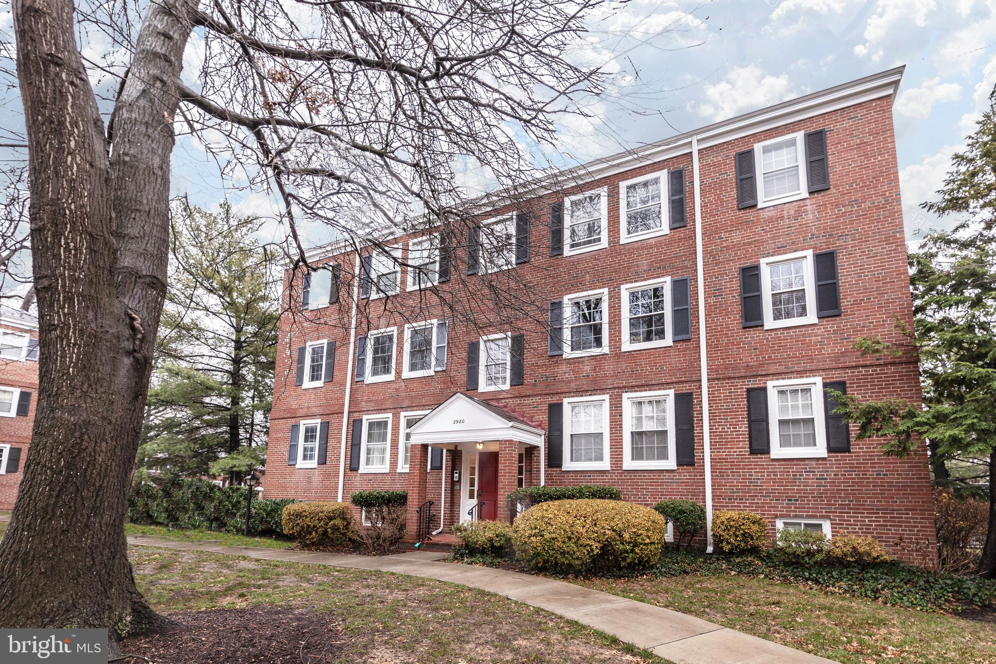 FAIRLINGTON VILLAGES - Residential Lease