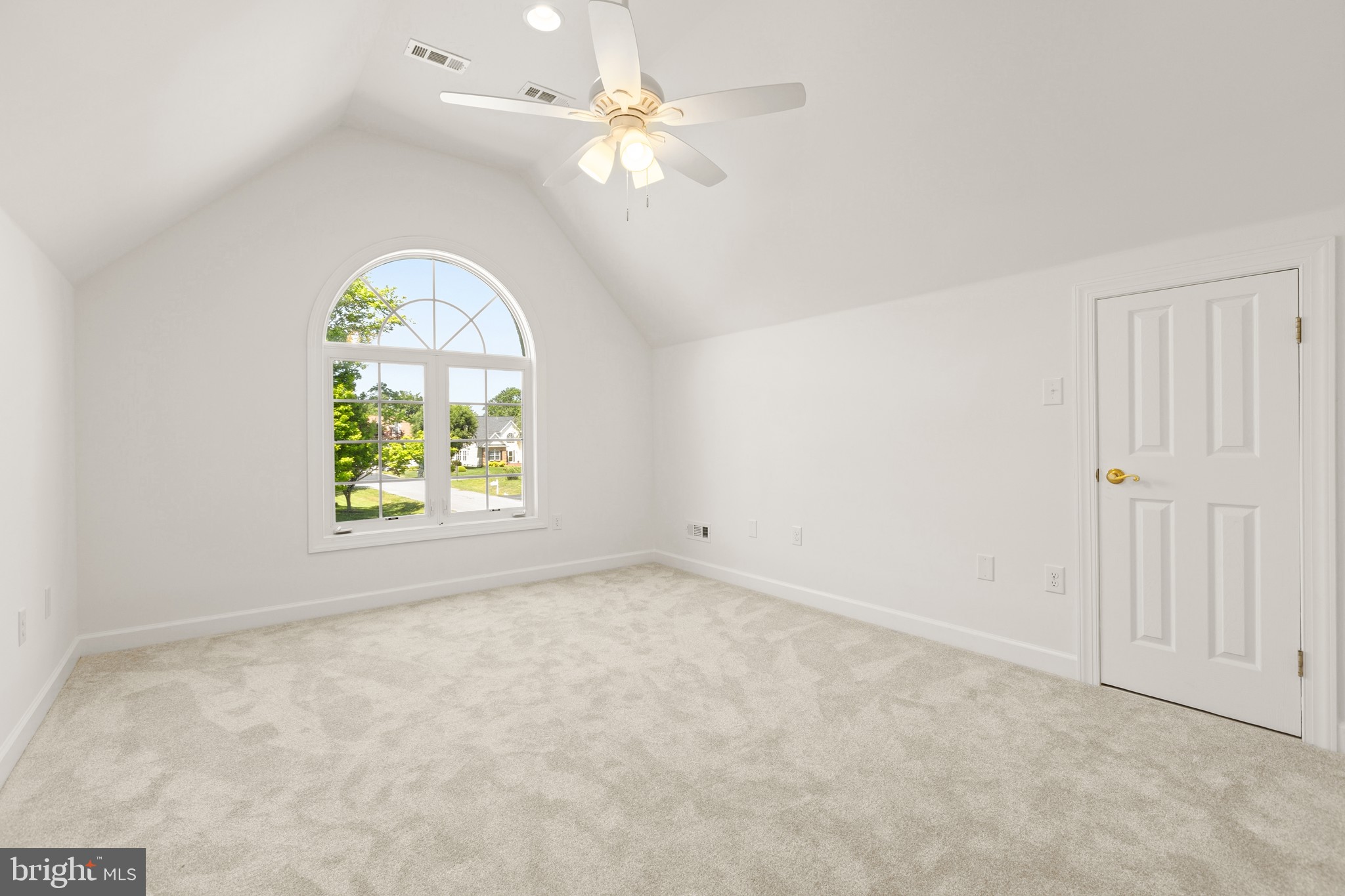 SUMMERSET - Residential