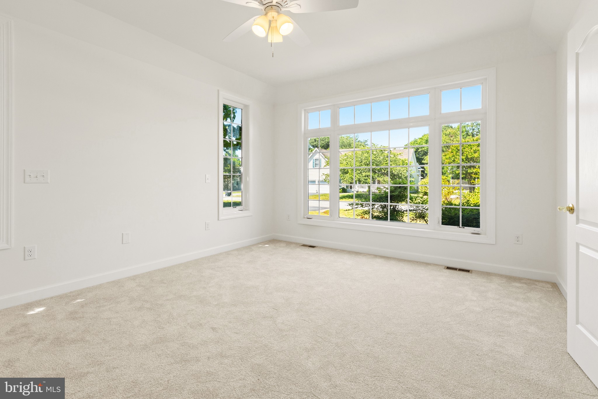 SUMMERSET - Residential