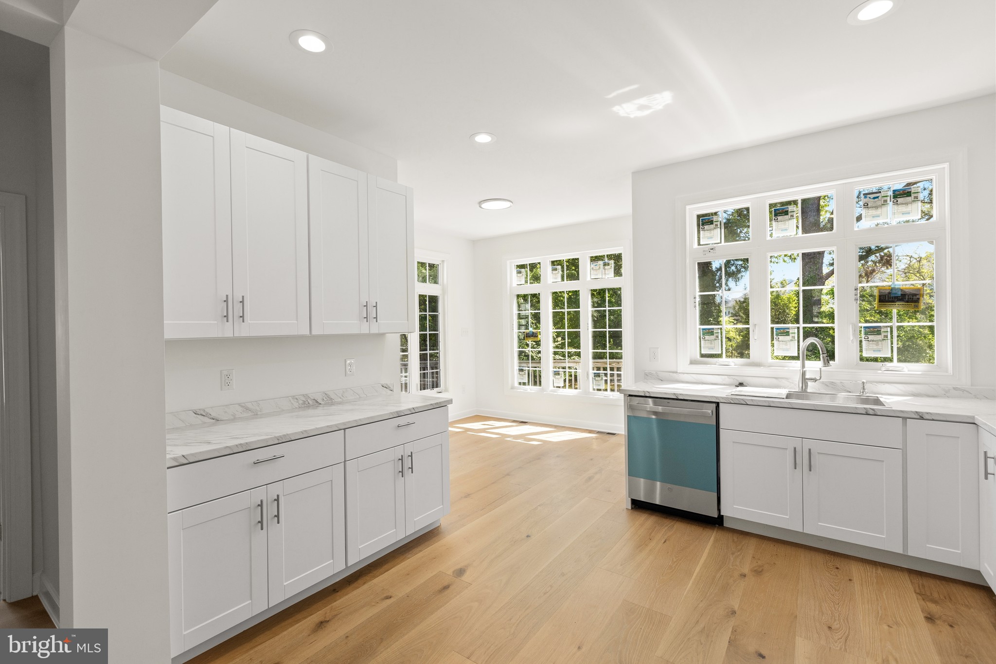 SUMMERSET - Residential