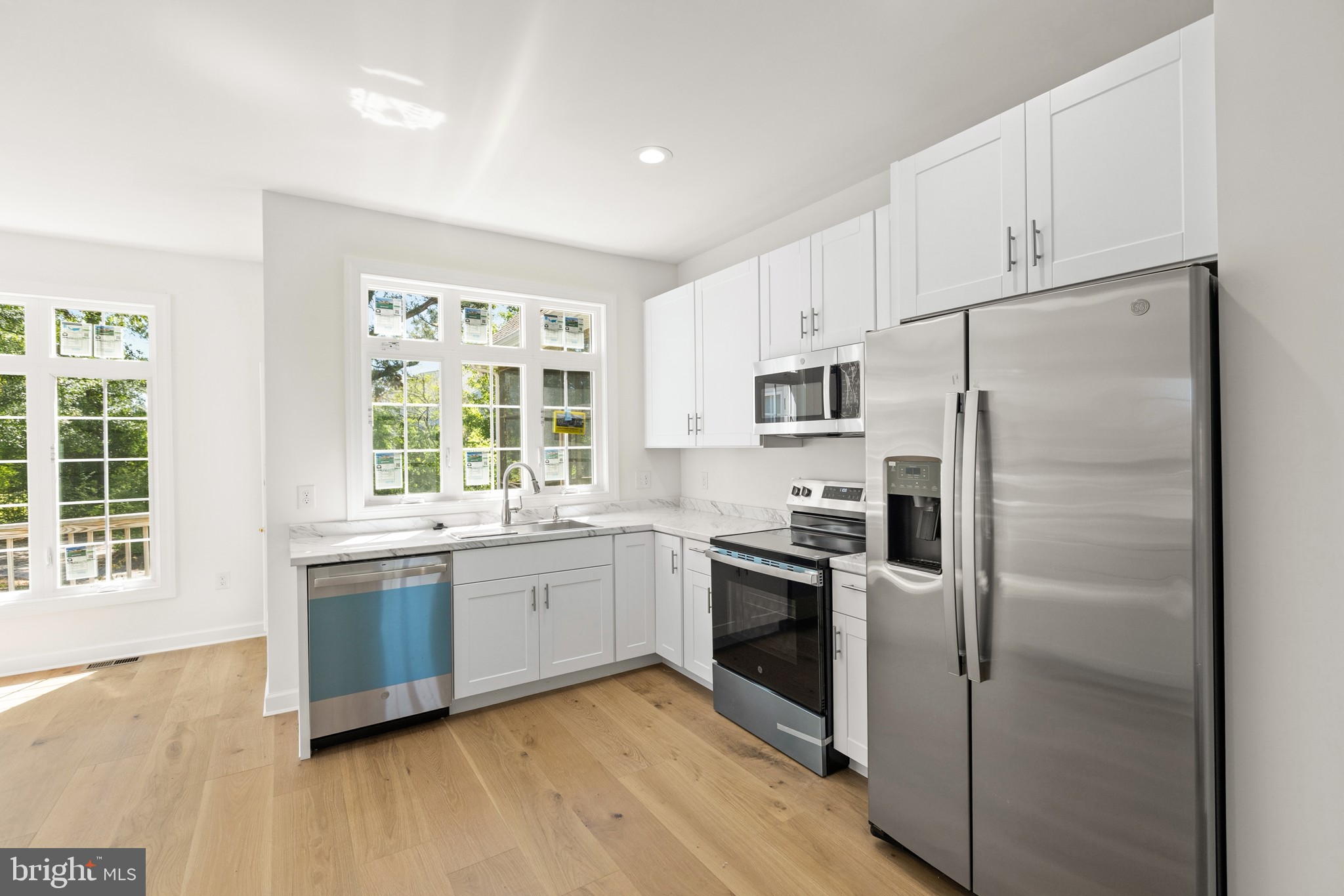 SUMMERSET - Residential