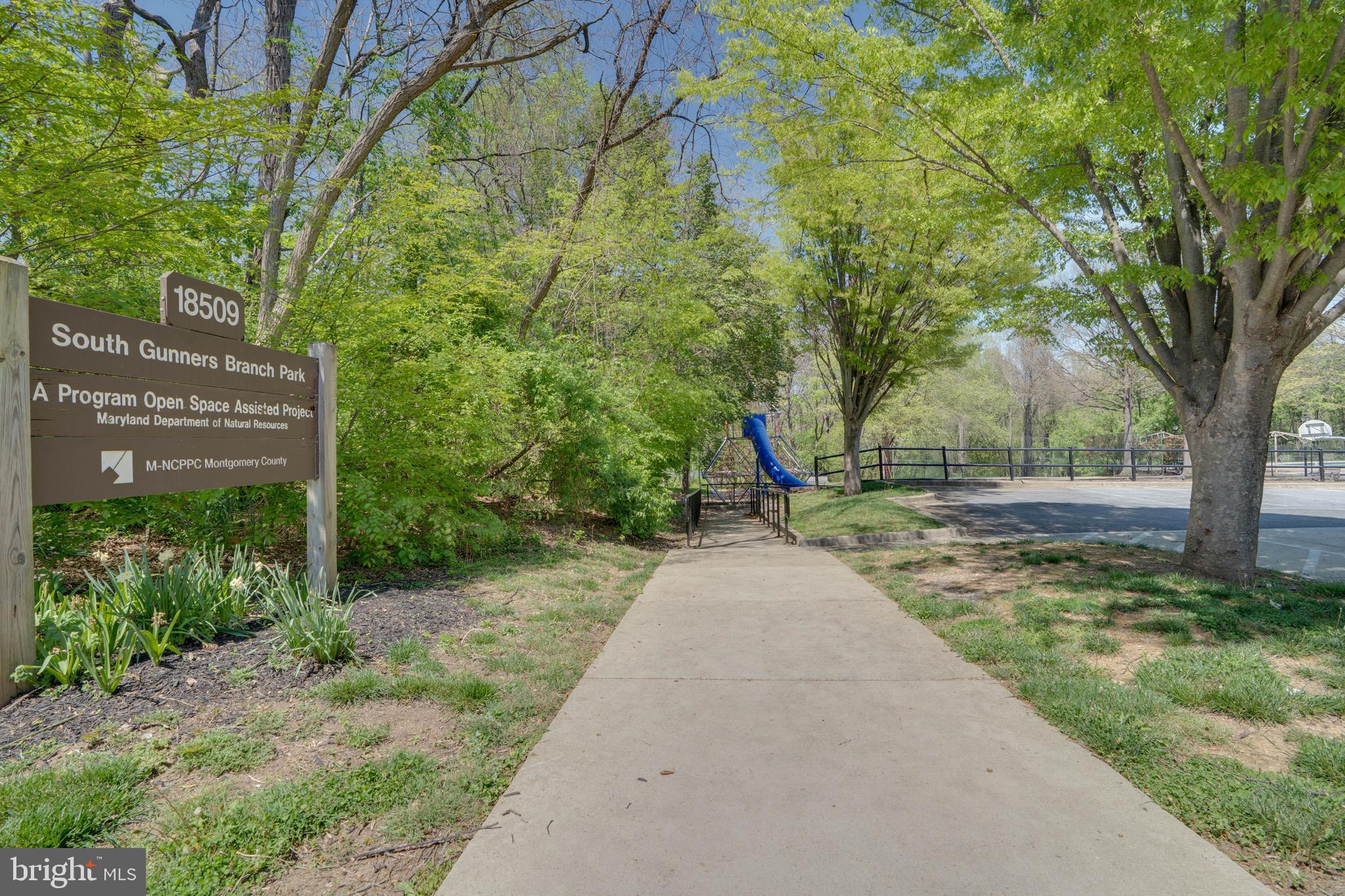 VILLAGE OF CLOPPERS MILL - Residential