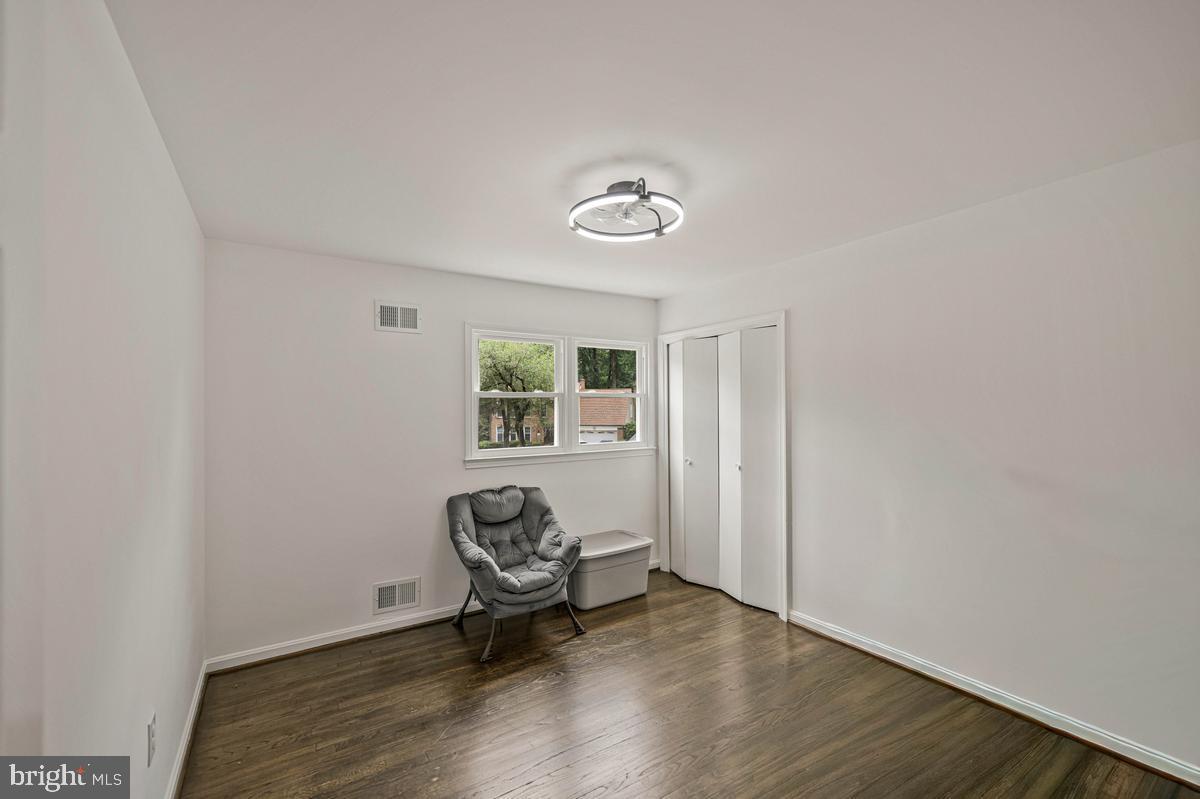 MARLTON - Residential