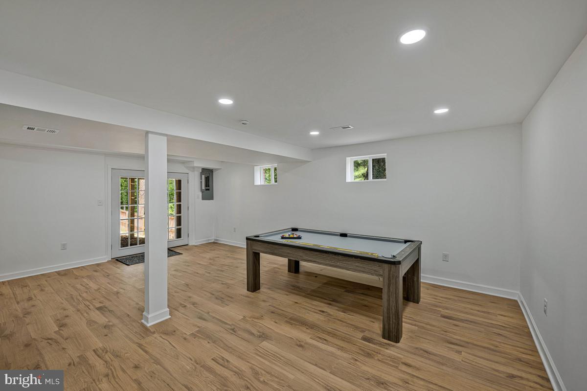 MARLTON - Residential