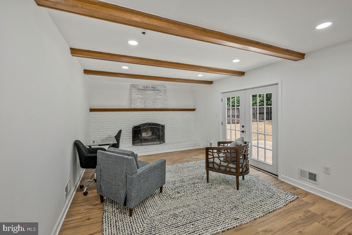MARLTON - Residential