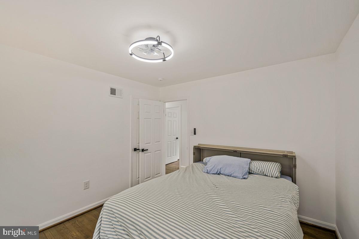 MARLTON - Residential