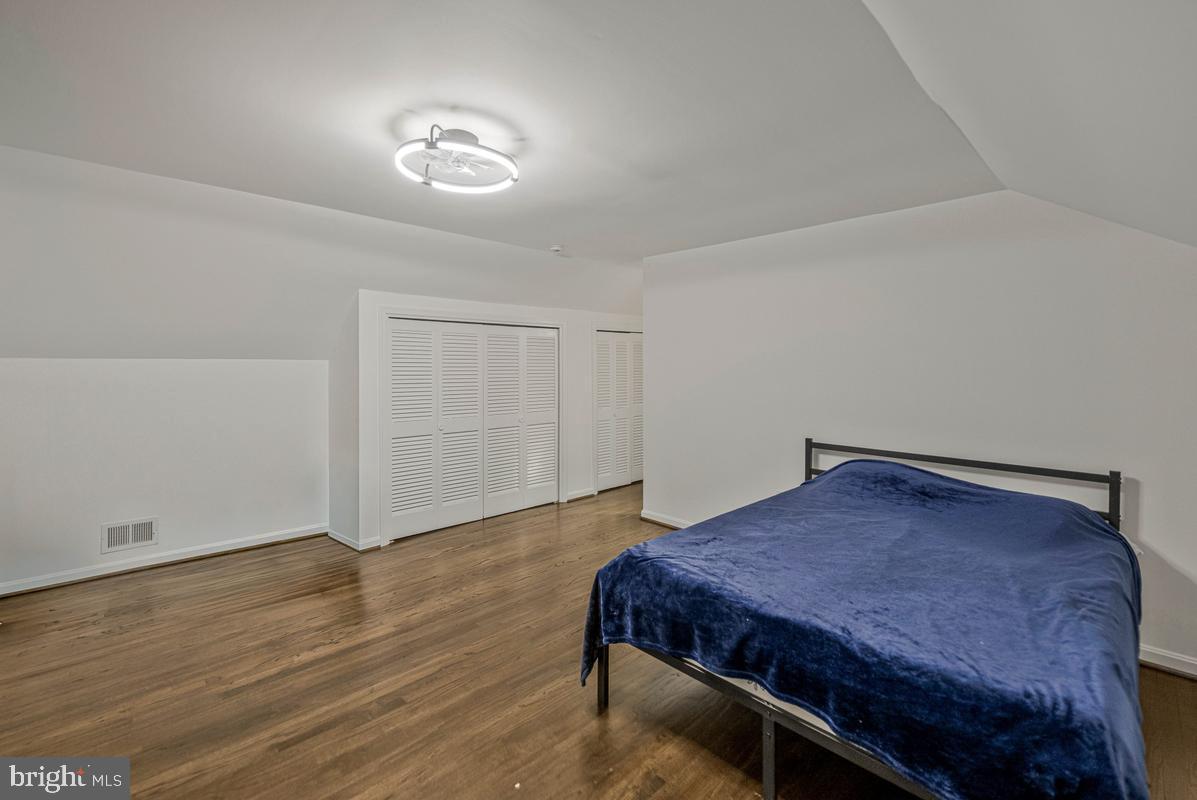 MARLTON - Residential