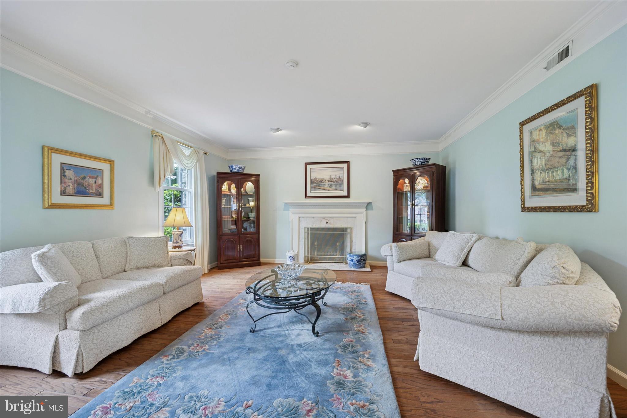 BLUE BELL - Residential