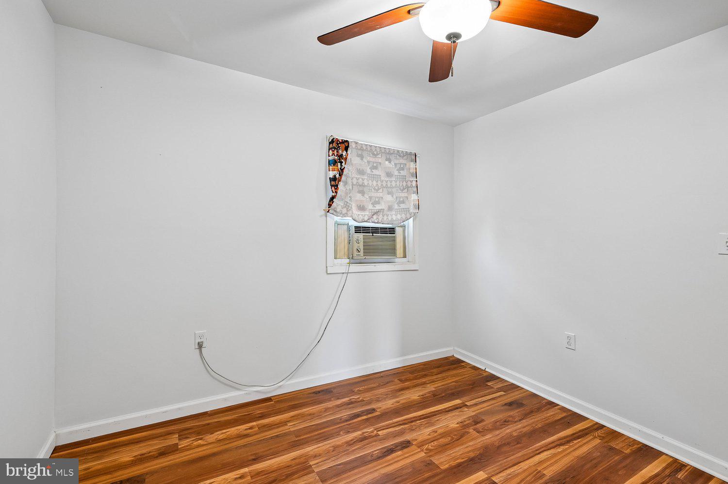 GALESVILLE - Residential