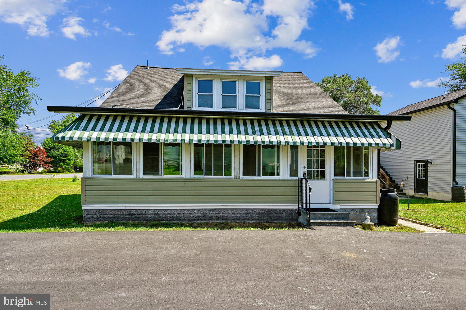GALESVILLE - Residential
