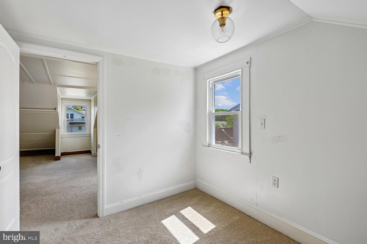 GALESVILLE - Residential