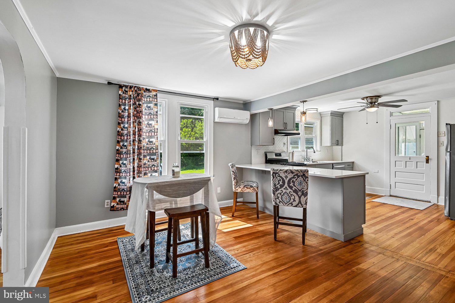 GALESVILLE - Residential