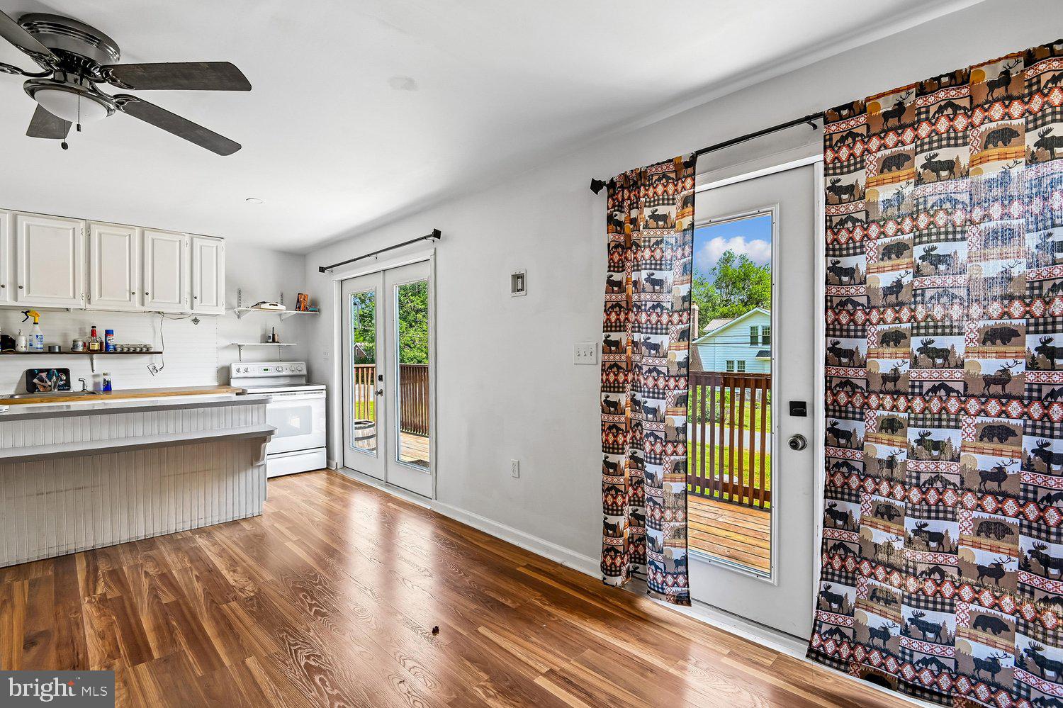 GALESVILLE - Residential