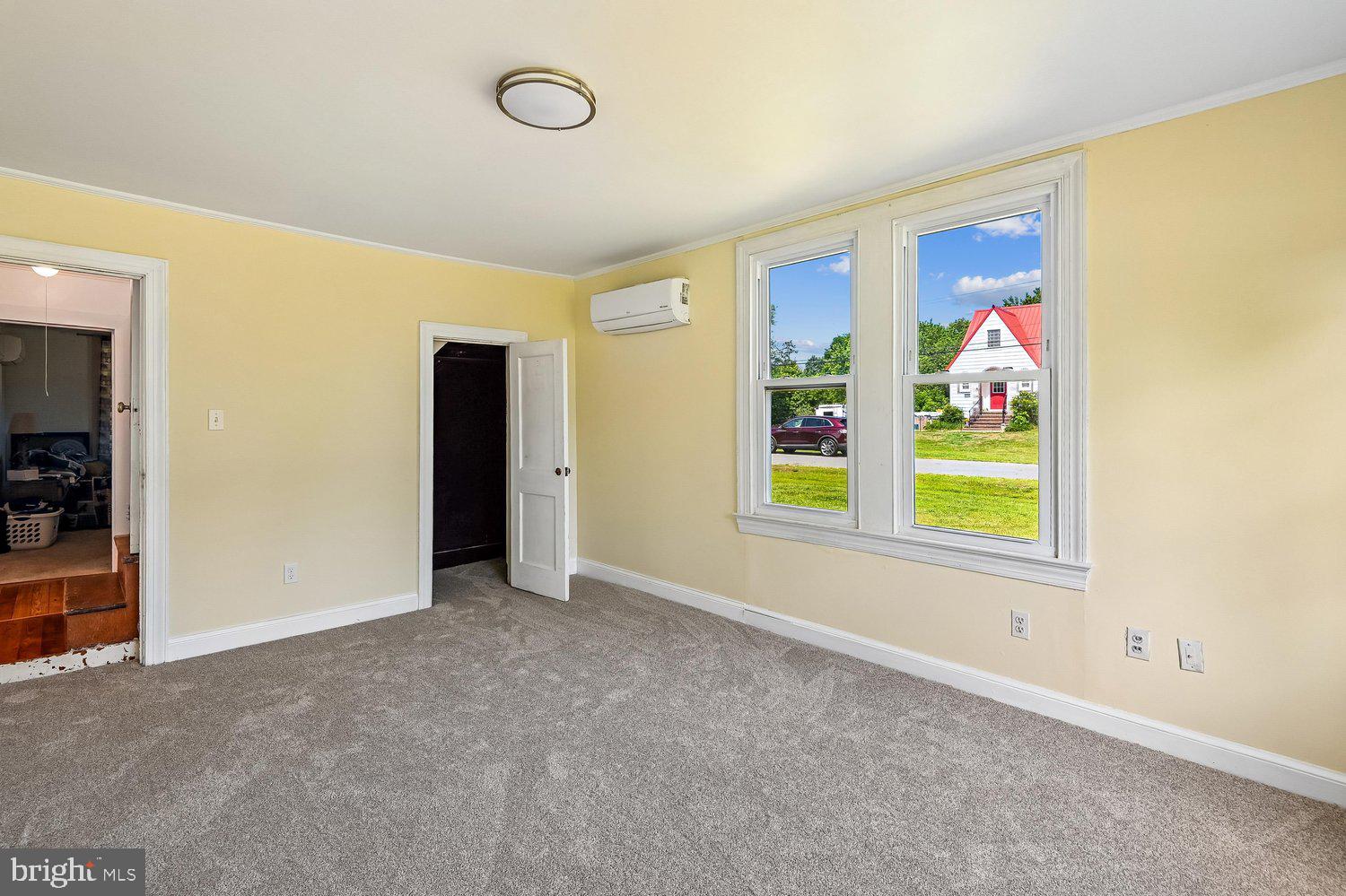 GALESVILLE - Residential