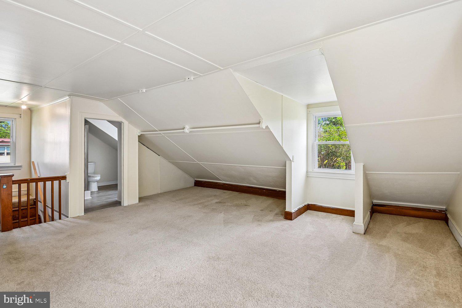 GALESVILLE - Residential