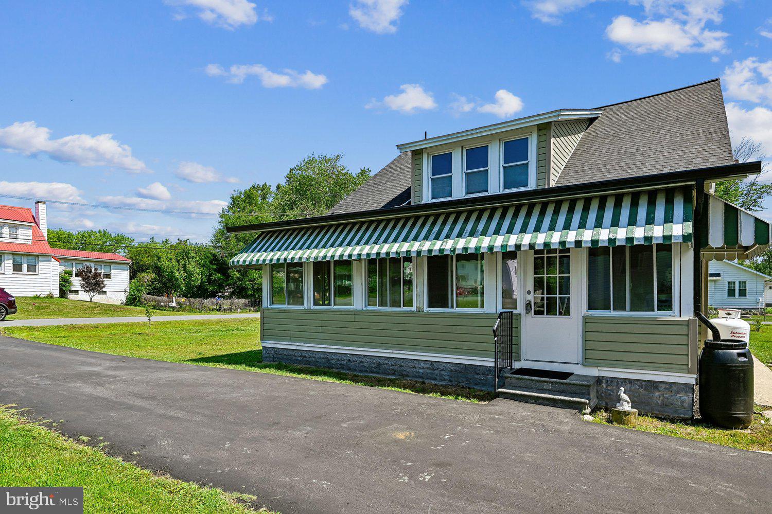 GALESVILLE - Residential