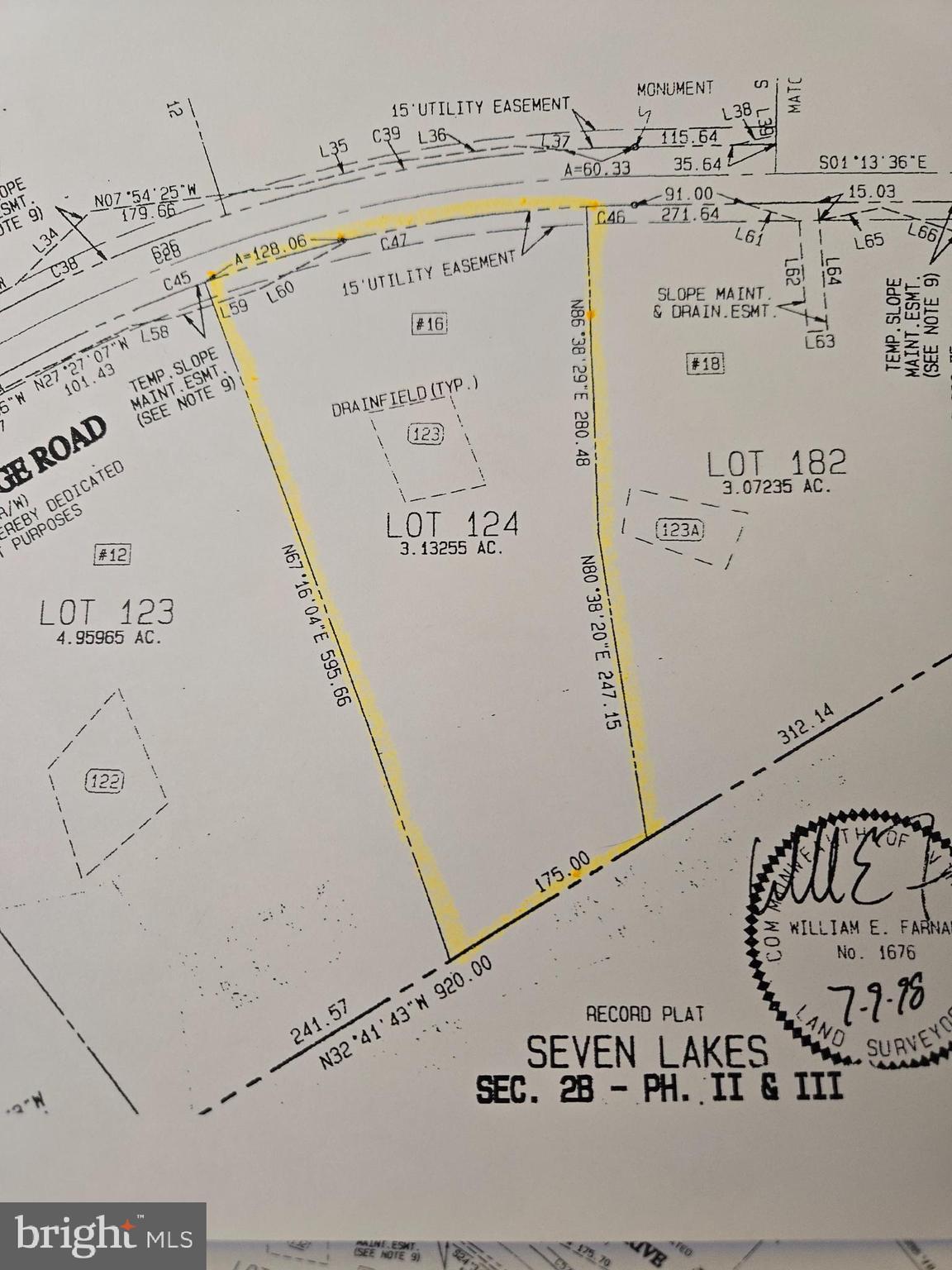 SEVEN LAKES - Residential