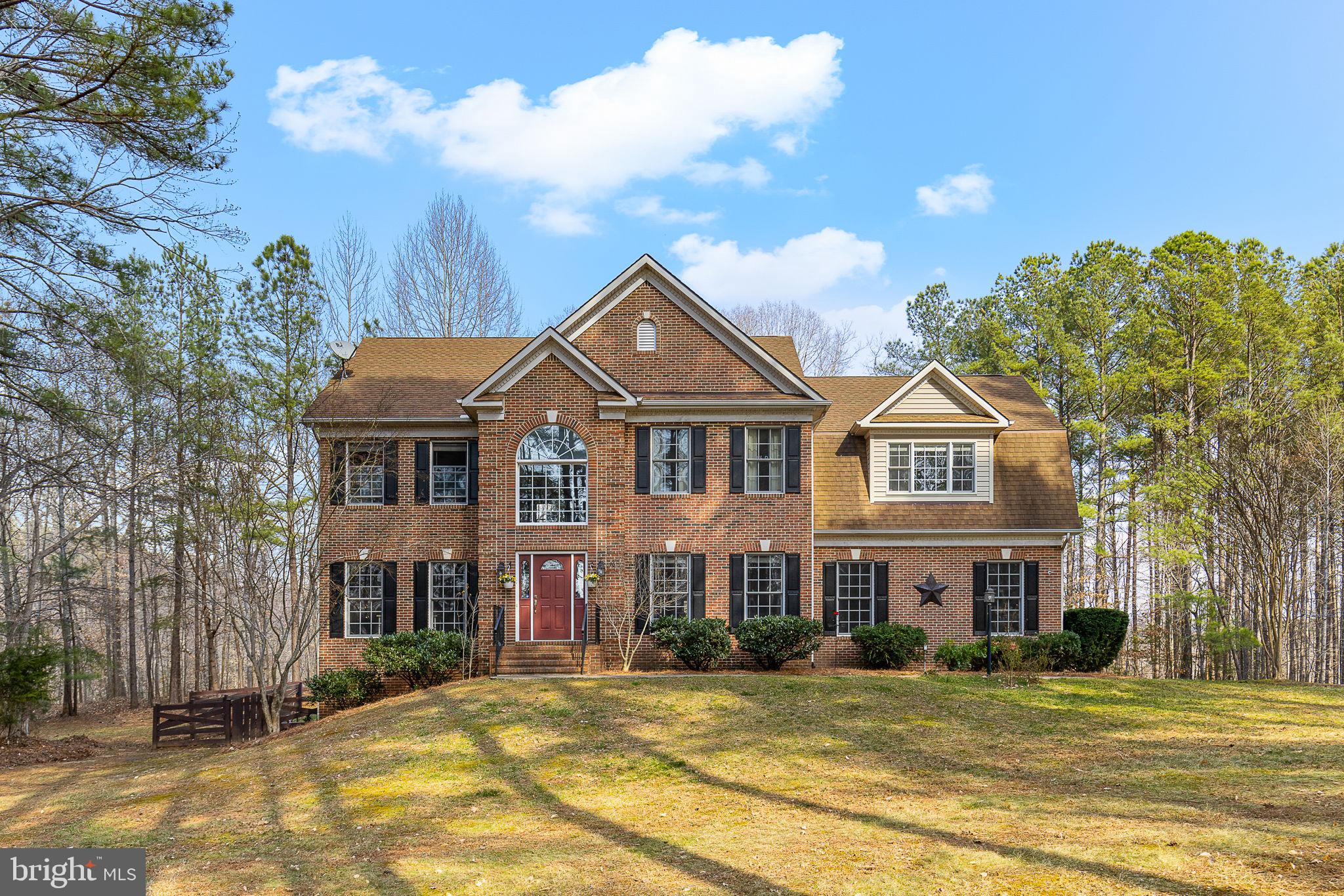 SEVEN LAKES - Residential