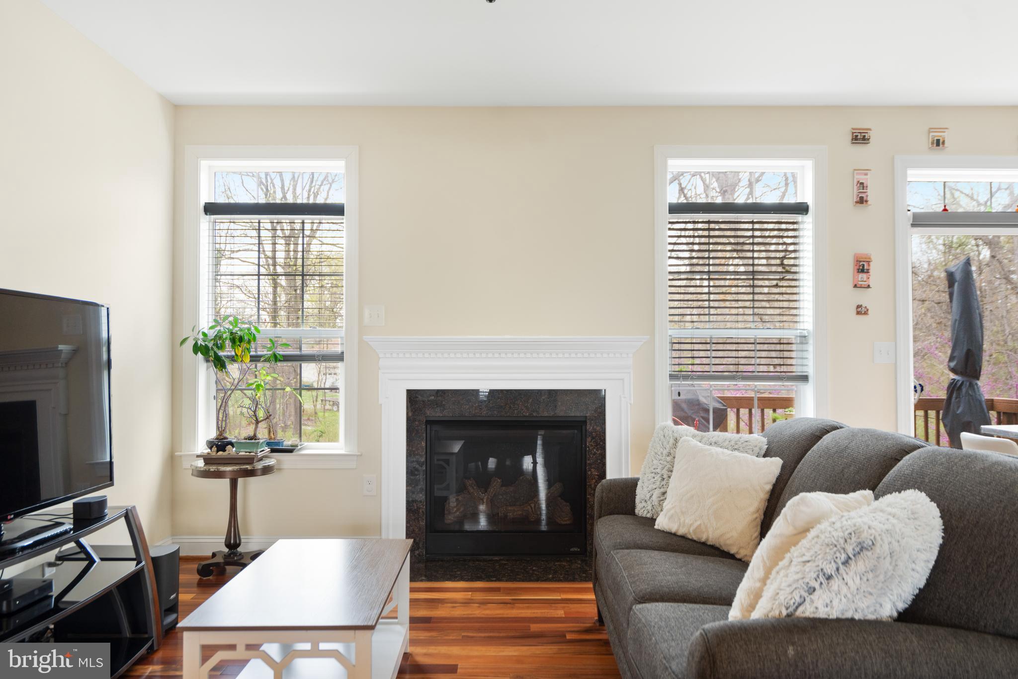 DEVONSHIRE - Residential Lease