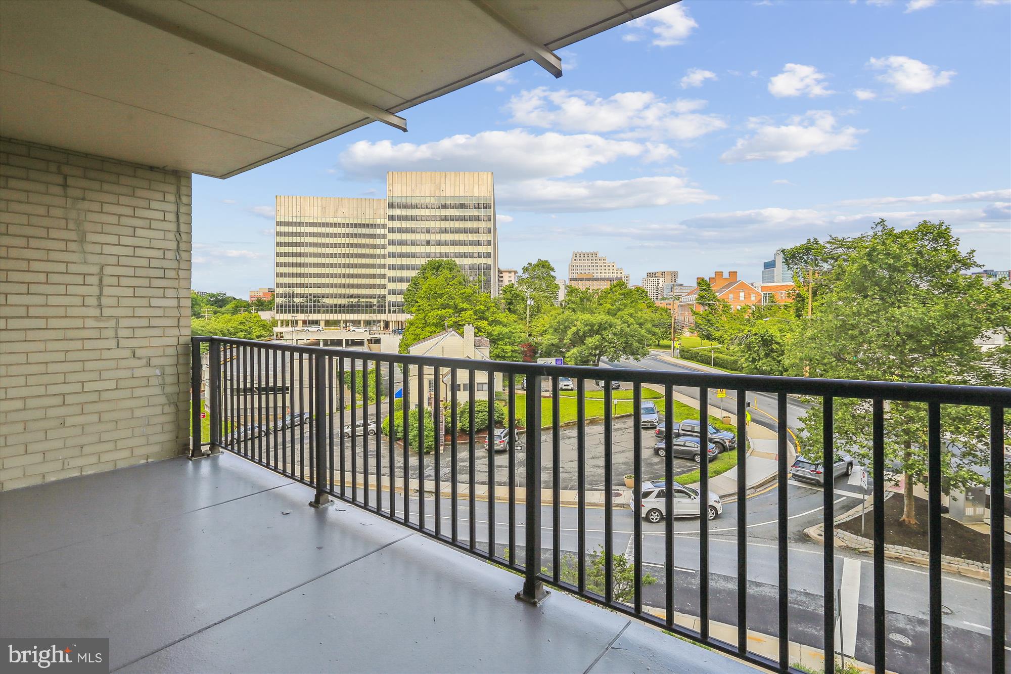 RIVIERA OF CHEVY CHASE - Residential