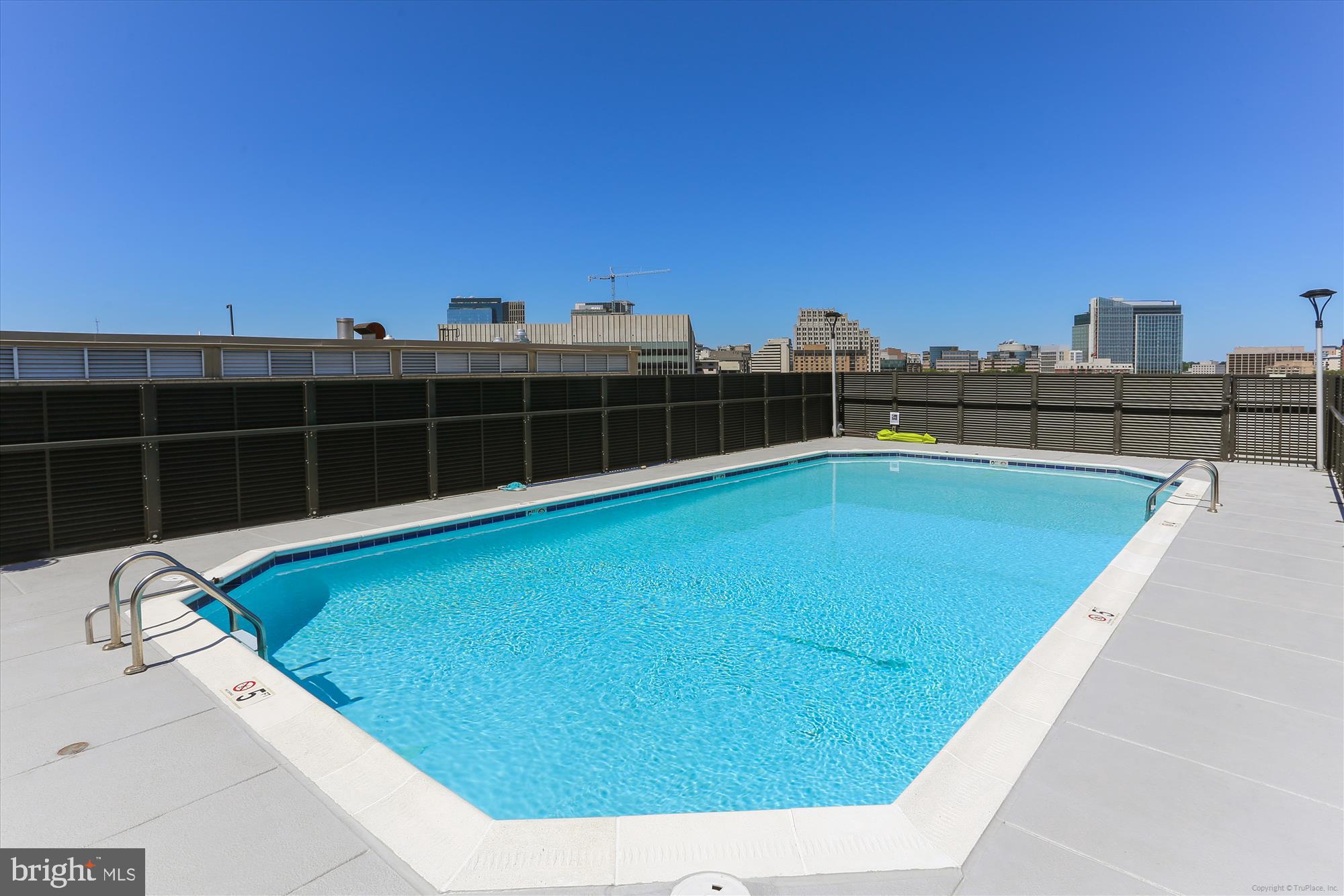 RIVIERA OF CHEVY CHASE - Residential