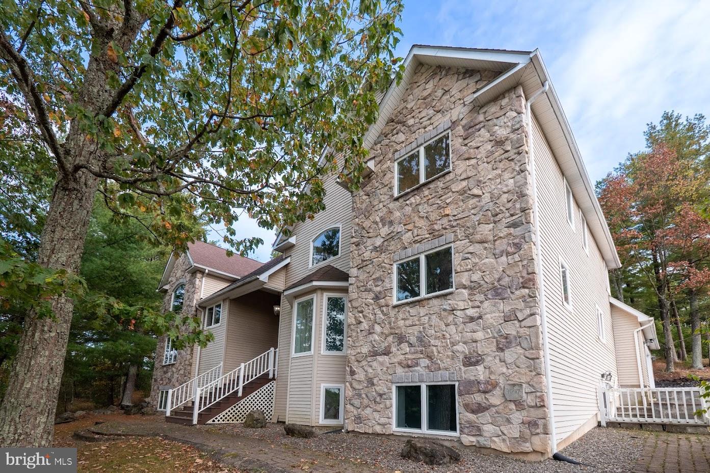 COUNTRY CLUB OF THE POCONOS - Residential